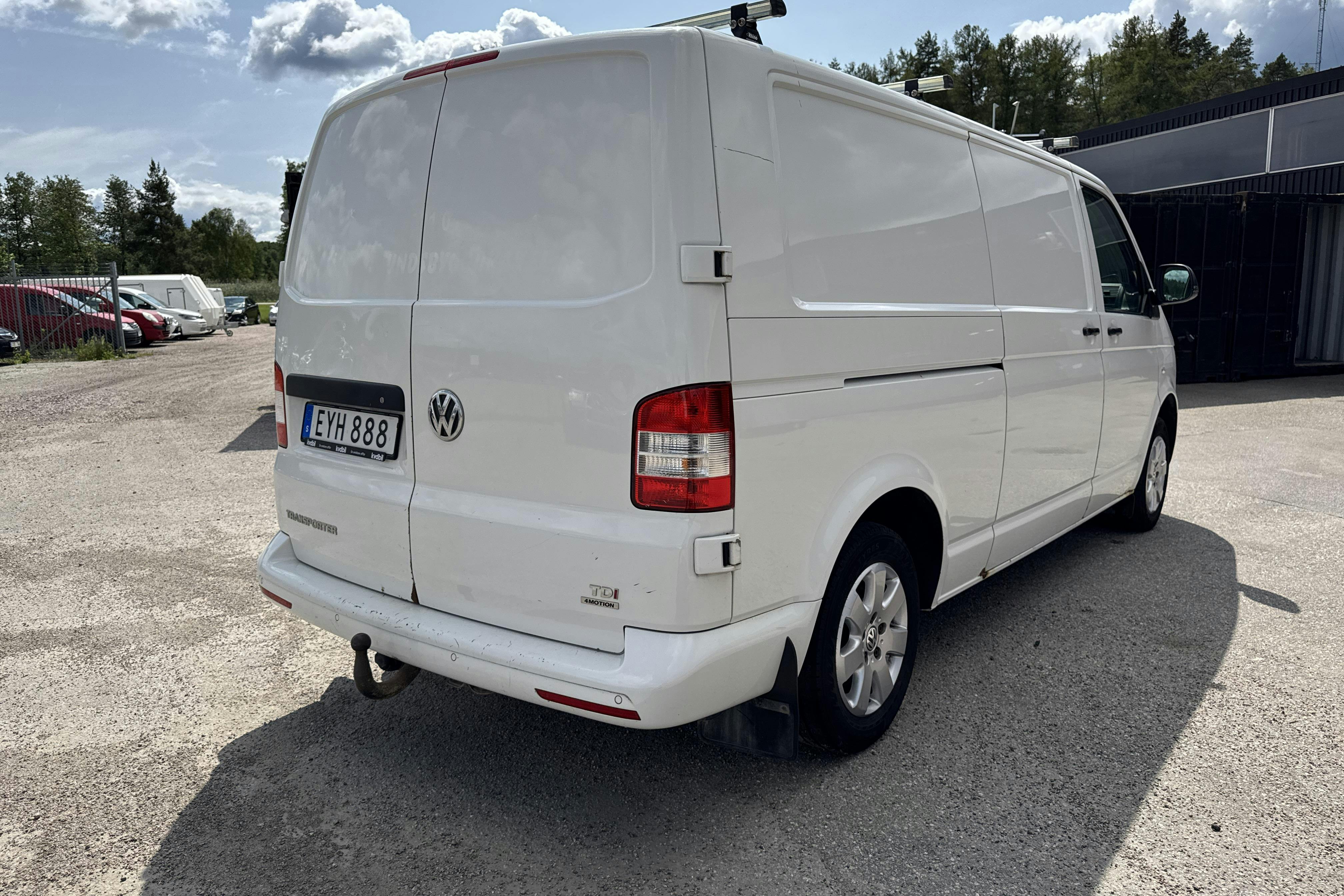 VW Transporter T5 2.0 TDI 4MOTION (140hk) - 15 701 mil - Manuell - vit - 2015