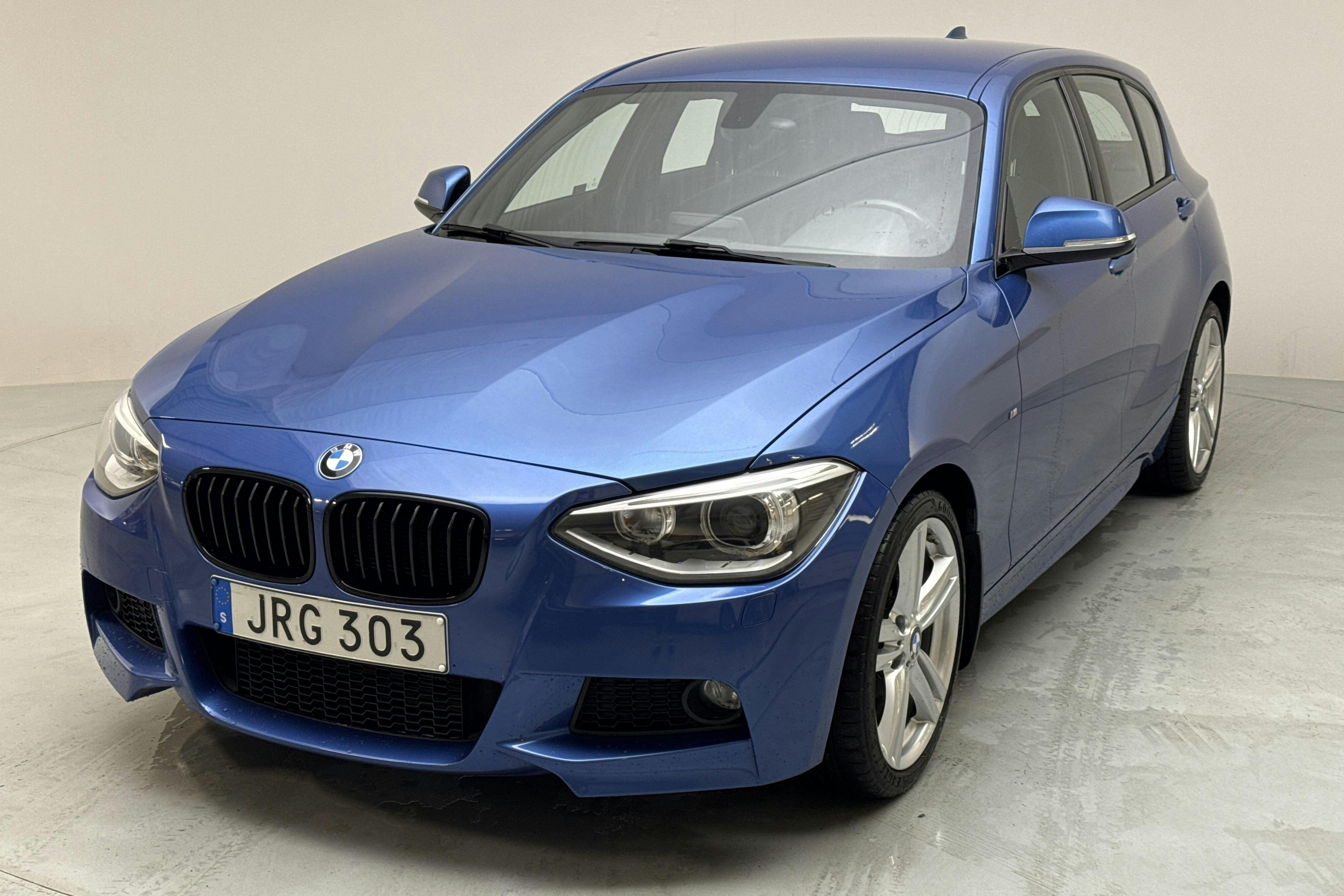 BMW 116i 5dr, F20 (136hk) - 10 248 mil - Manuell - blå - 2015