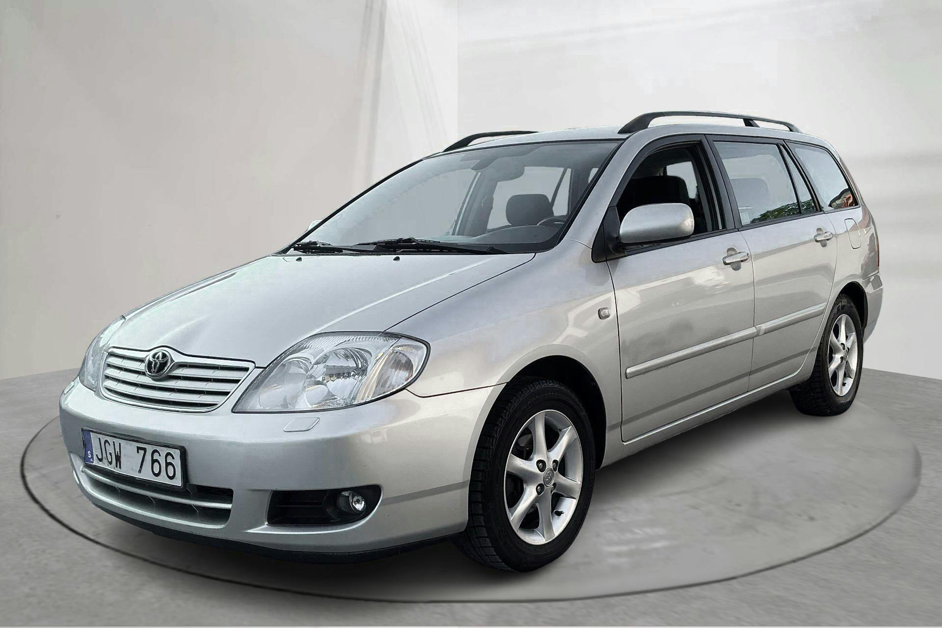 Toyota Corolla 1.6 Touring (110hk) - 8 361 mil - Automat - silver - 2006