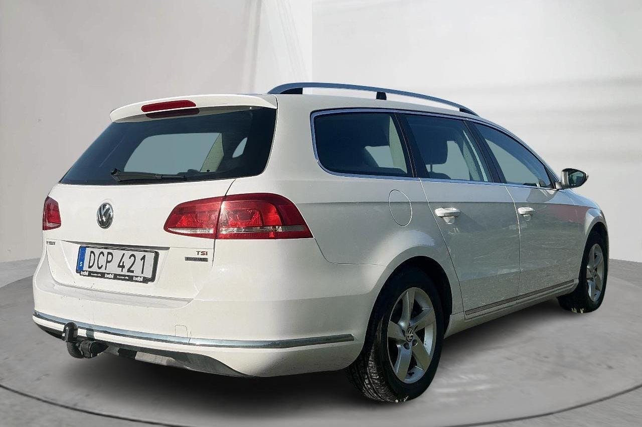VW Passat 1.4 TSI EcoFuel Variant (150hk) - 7 900 mil - Automat - vit - 2015
