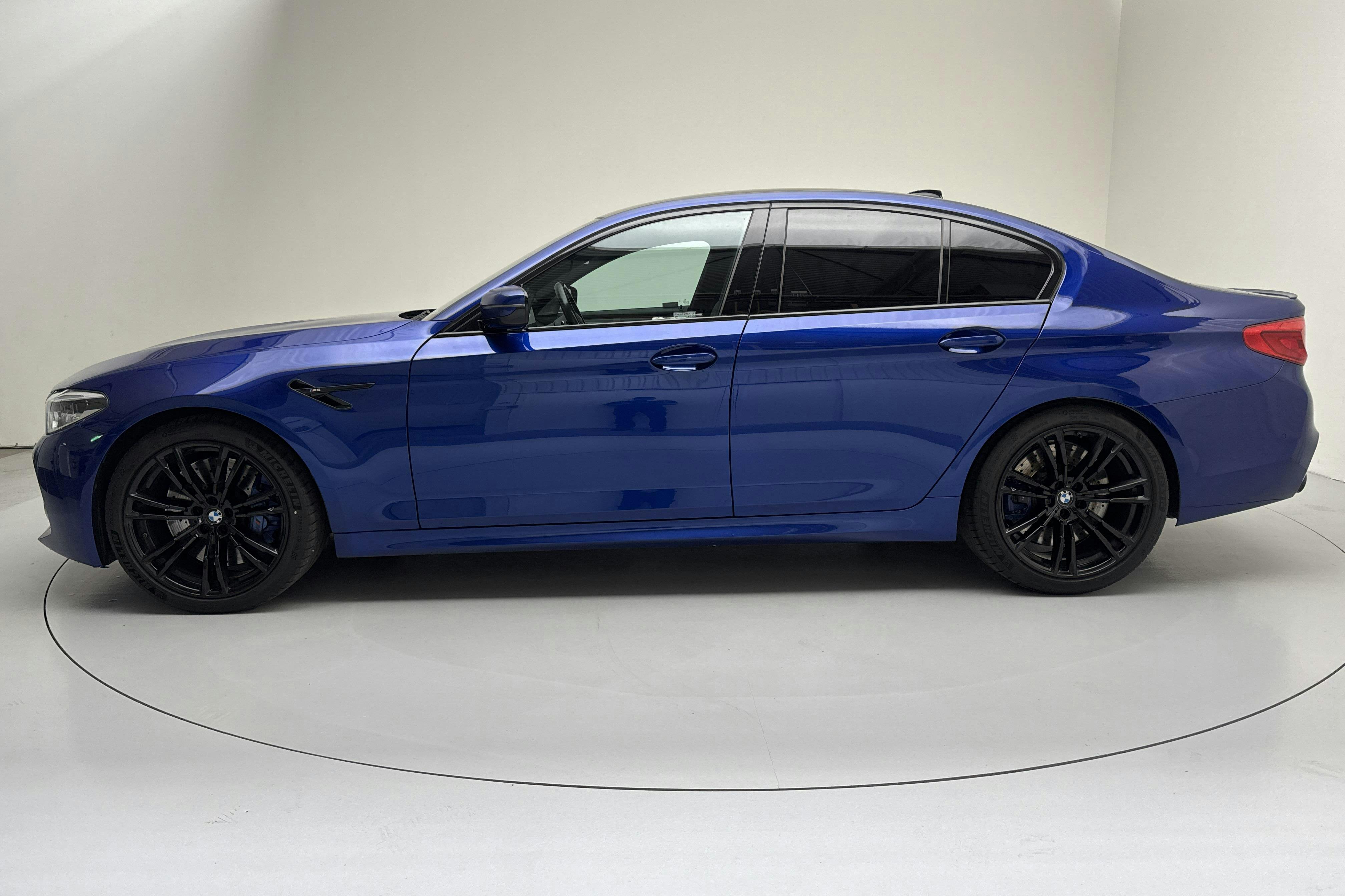 BMW M5 Sedan, F90 (600hk) - 155 630 km - Automatic - Dark Blue - 2018