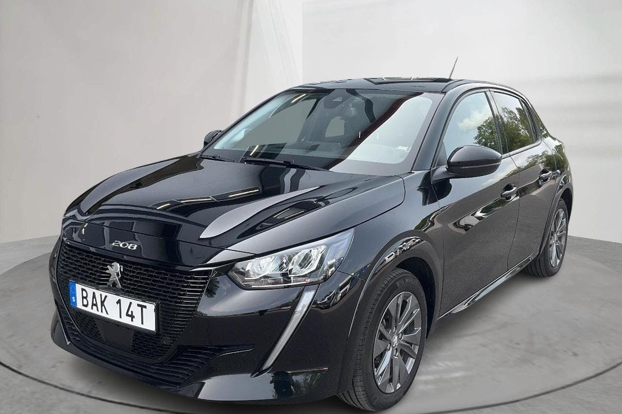 Peugeot e-208 50 kWh 5dr (136hk) - 2 329 mil - Automat - svart - 2022