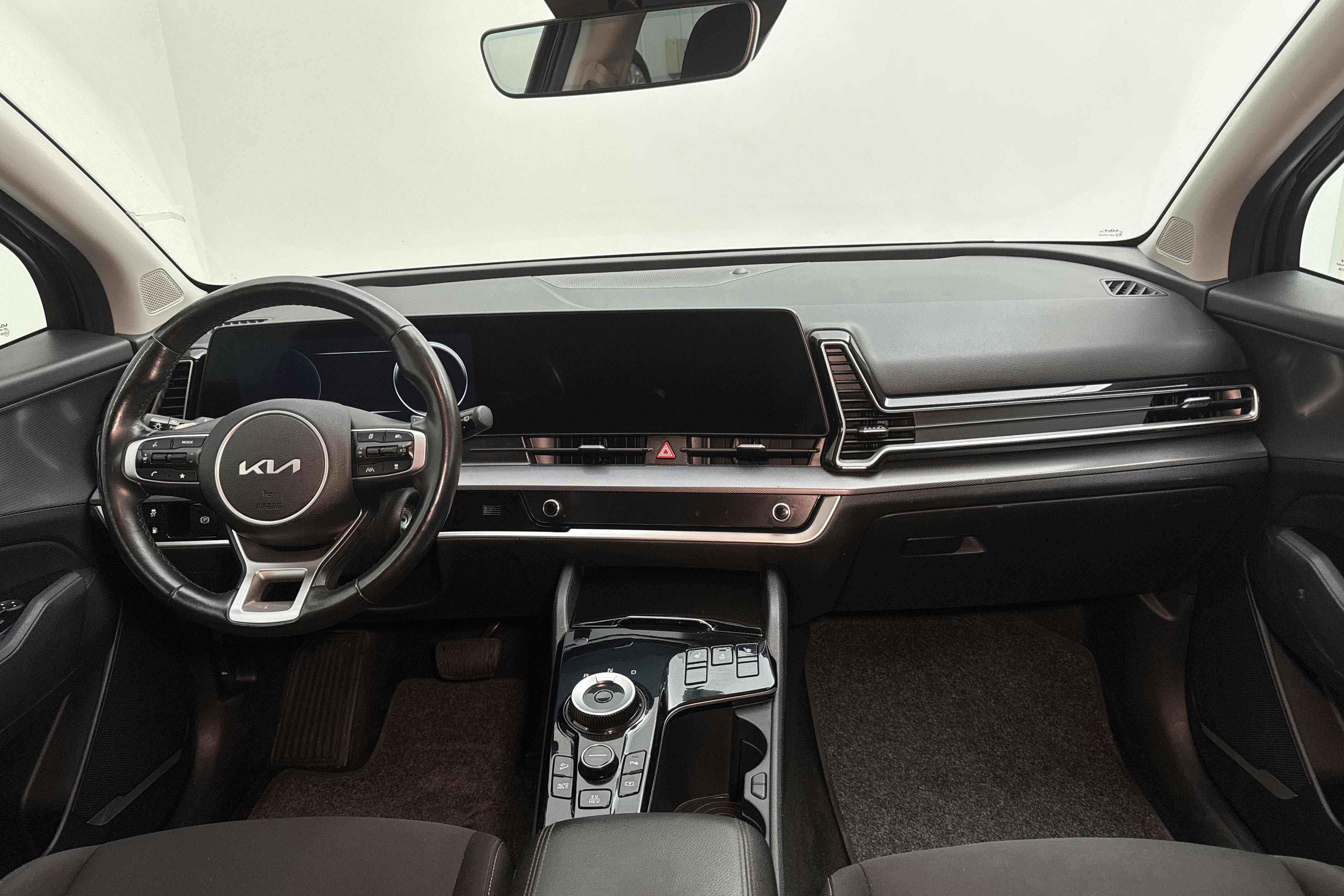 KIA Sportage PHEV AWD (265hk) - 80 390 km - Automaatne - must - 2022