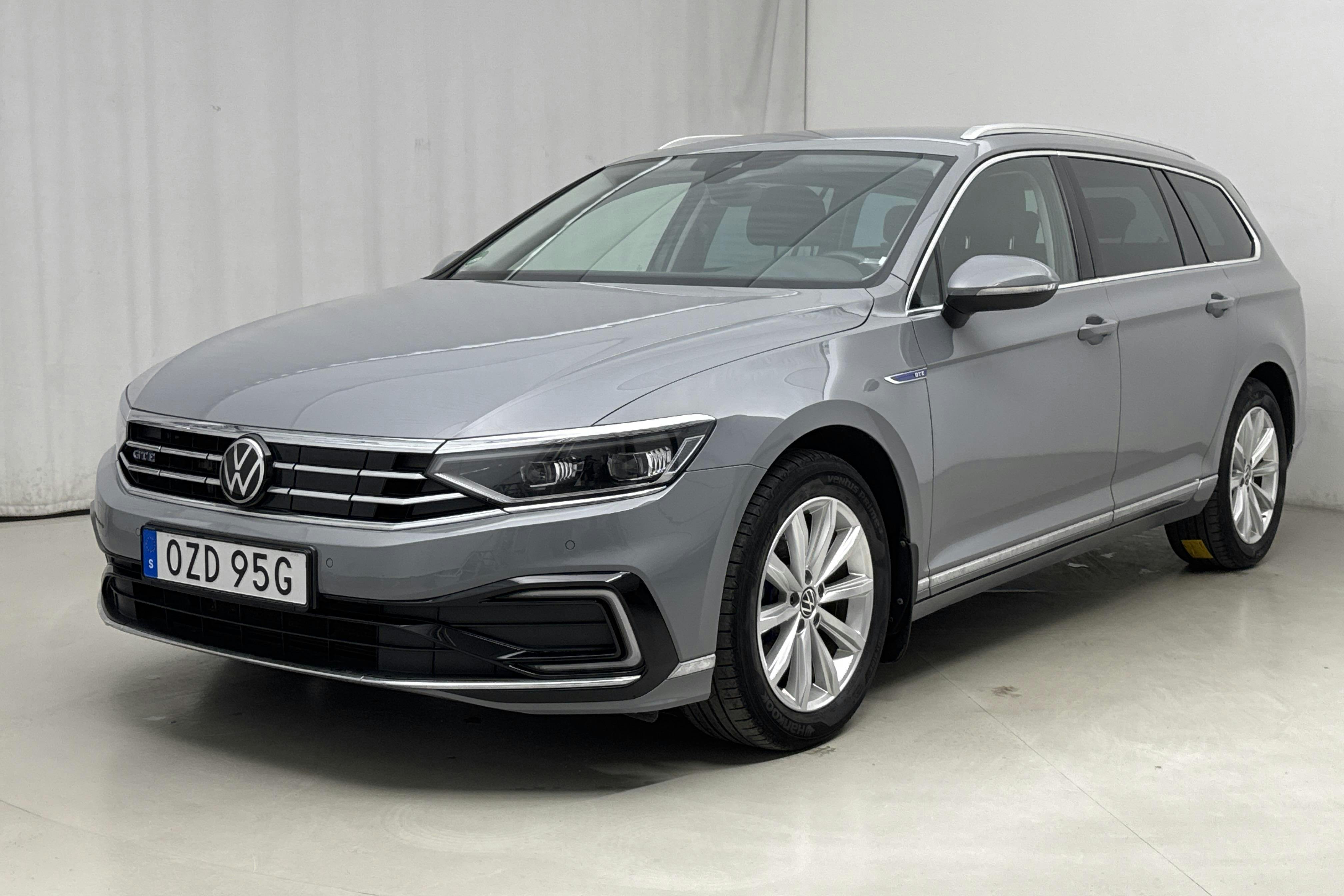 Presentation photo 1 of 18: VW Passat 1.4 GTE Sportscombi (218hk) - 69 950 km - Automatic - gray - 2022