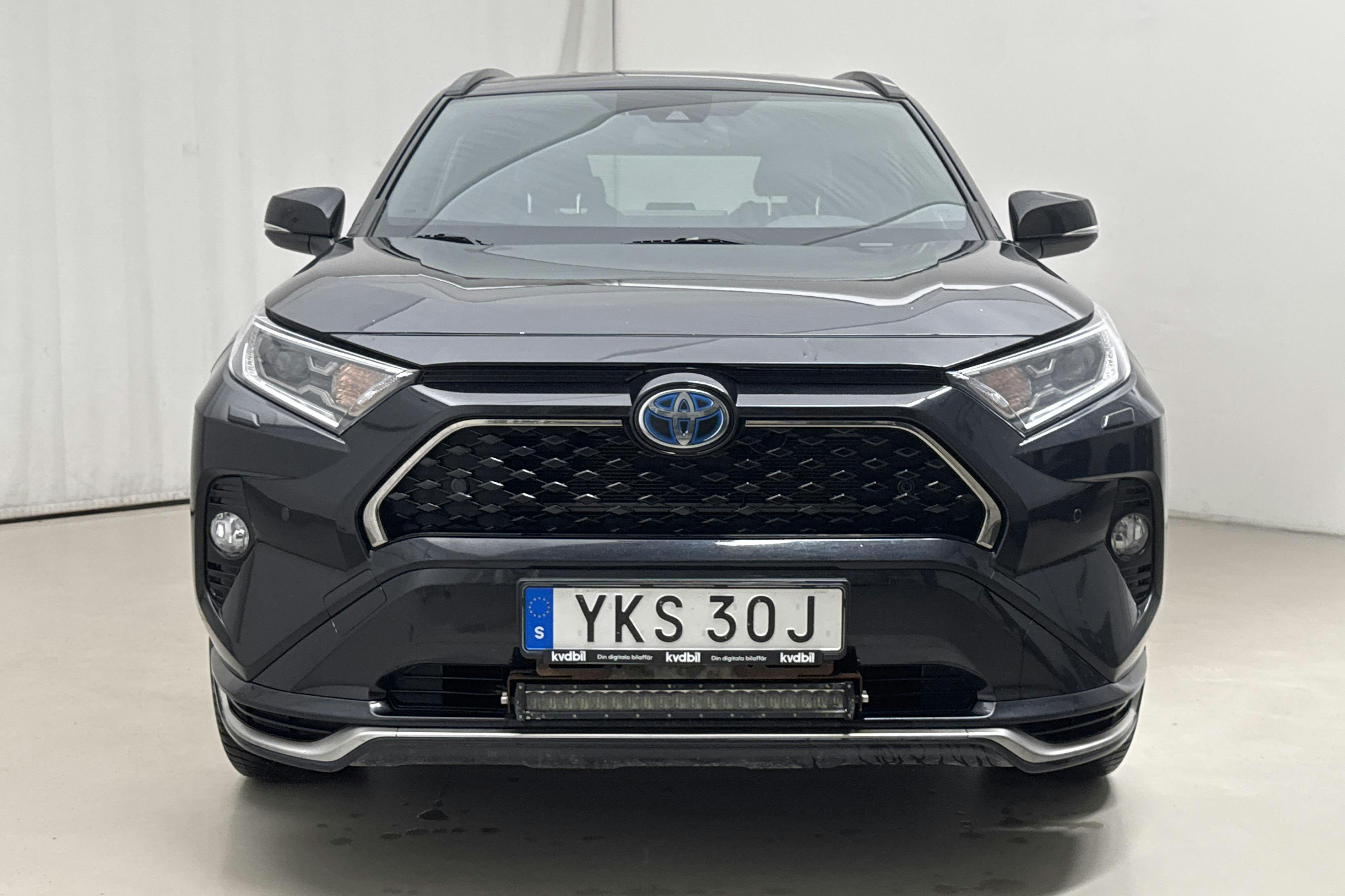 Toyota RAV4 2.5 Plug-in Hybrid AWD (306hk) - 20 178 mil - Automat - svart - 2021