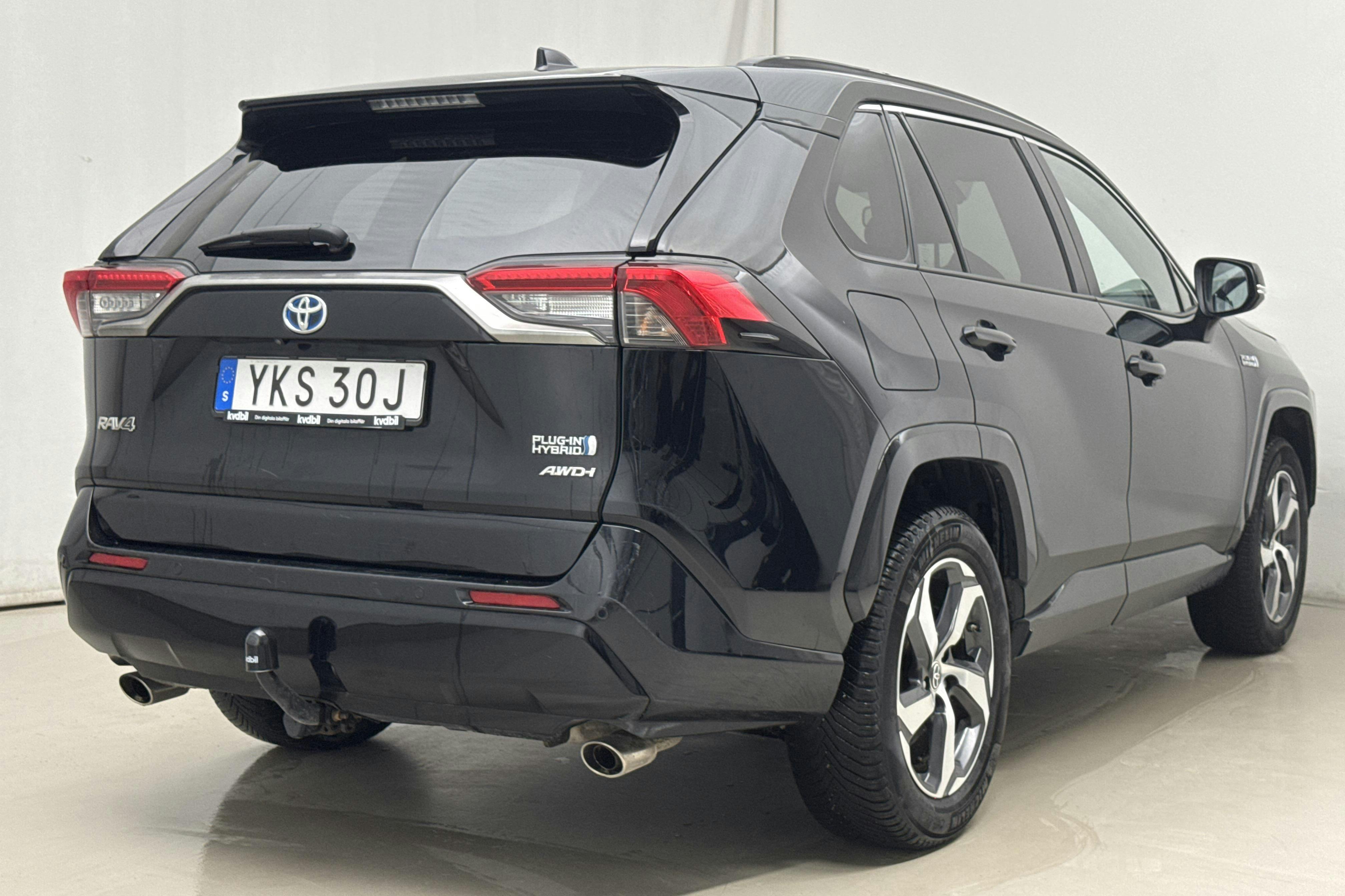 Toyota RAV4 2.5 Plug-in Hybrid AWD (306hk) - 20 178 mil - Automat - svart - 2021