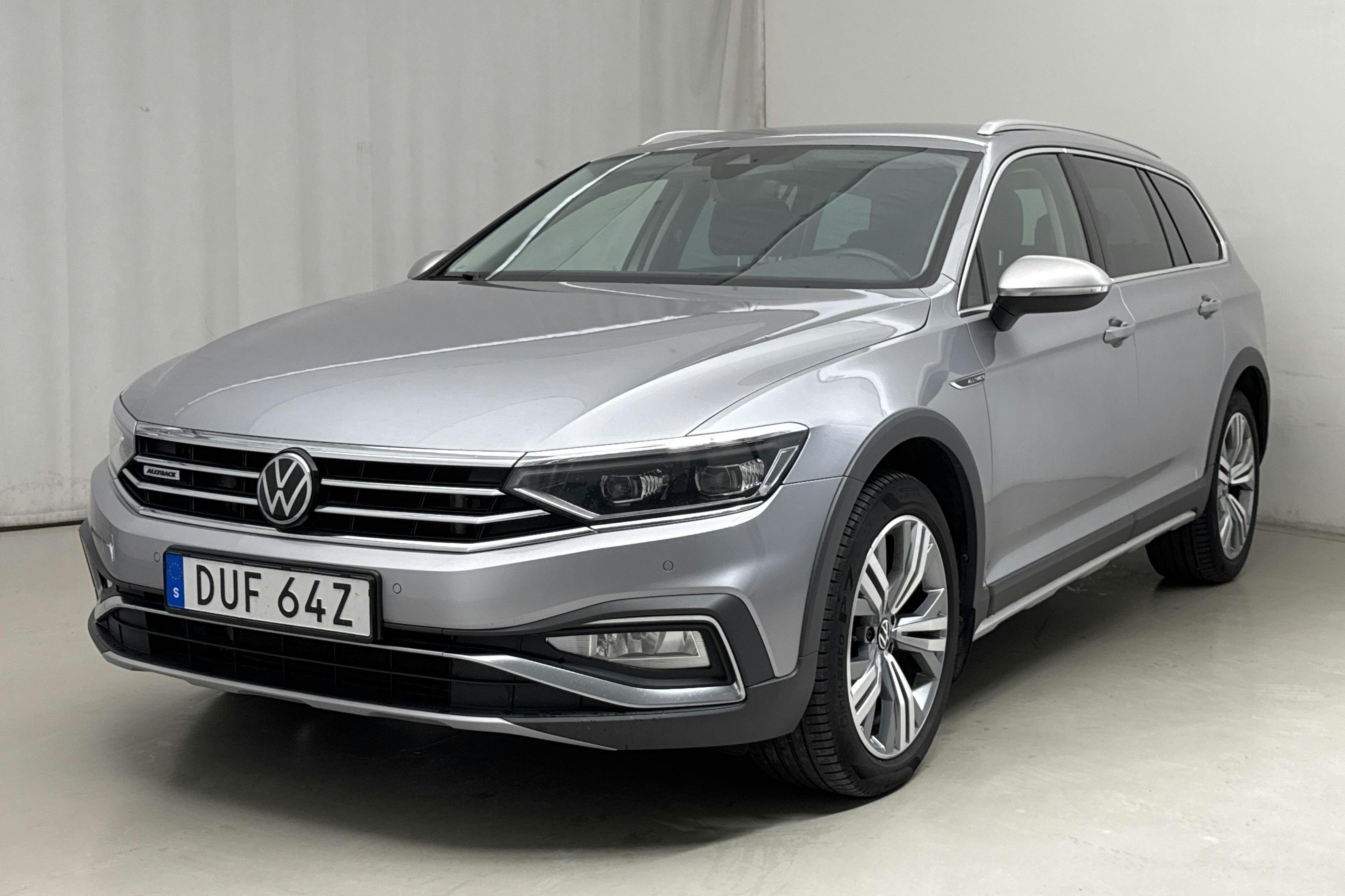 VW Passat Alltrack 2.0 TDI Sportscombi 4Motion (200hk) - 13 398 mil - Automat - silver - 2022