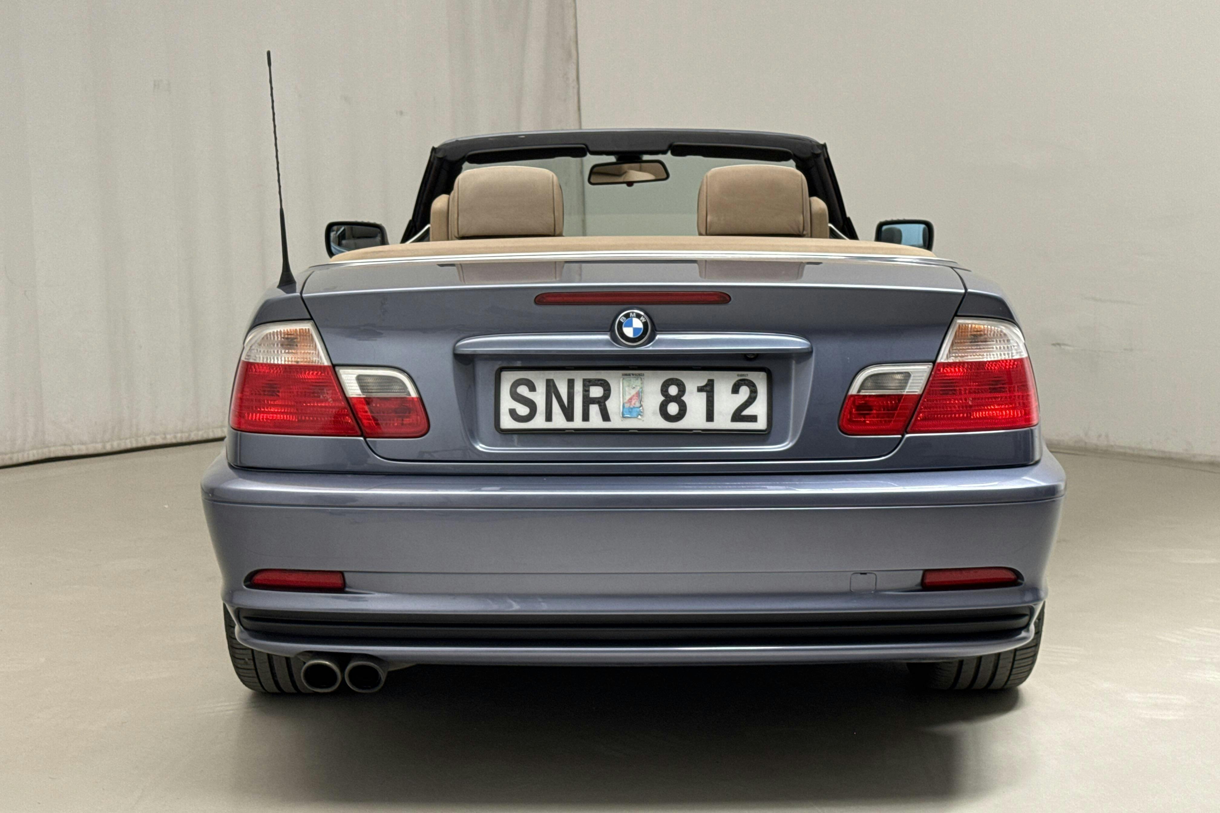 BMW 330Ci Cabriolet, E46 (231hk) - 16 293 mil - Manuell - blå - 2001