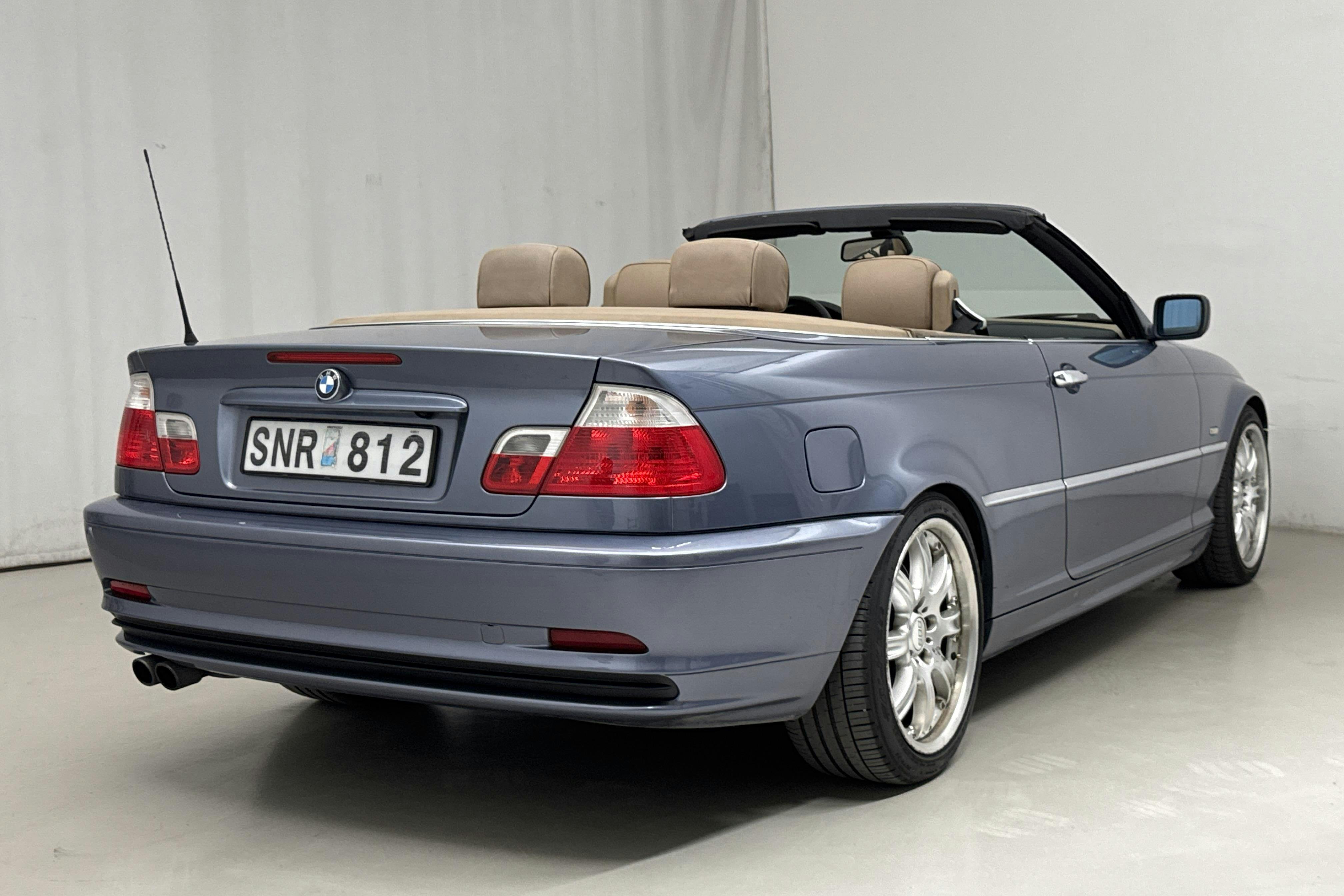 BMW 330Ci Cabriolet, E46 (231hk) - 16 293 mil - Manuell - blå - 2001