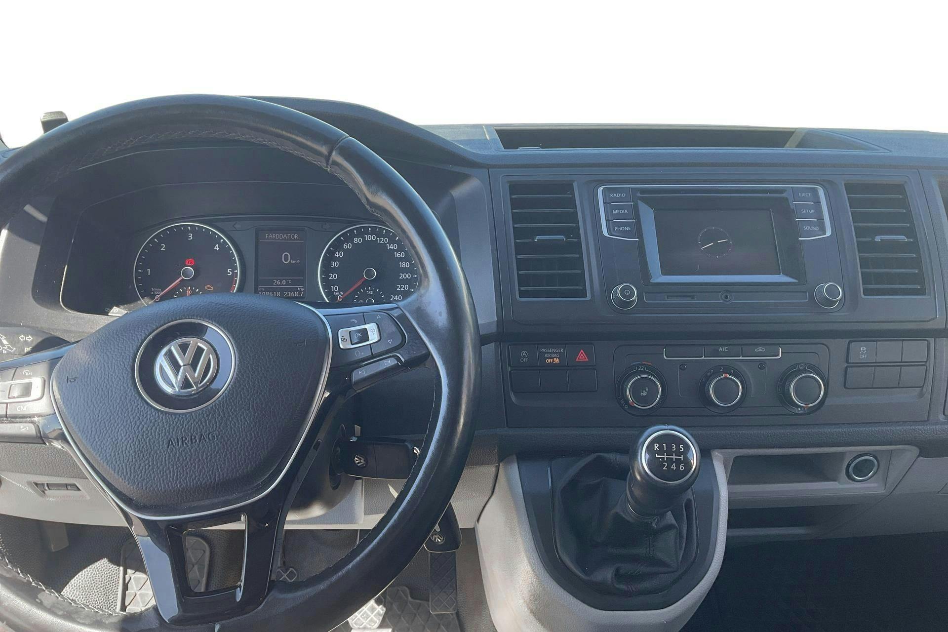 VW Transporter T6 2.0 TDI BMT Skåp 4MOTION (150hk) - 108 610 km - Käsitsi - valge - 2019