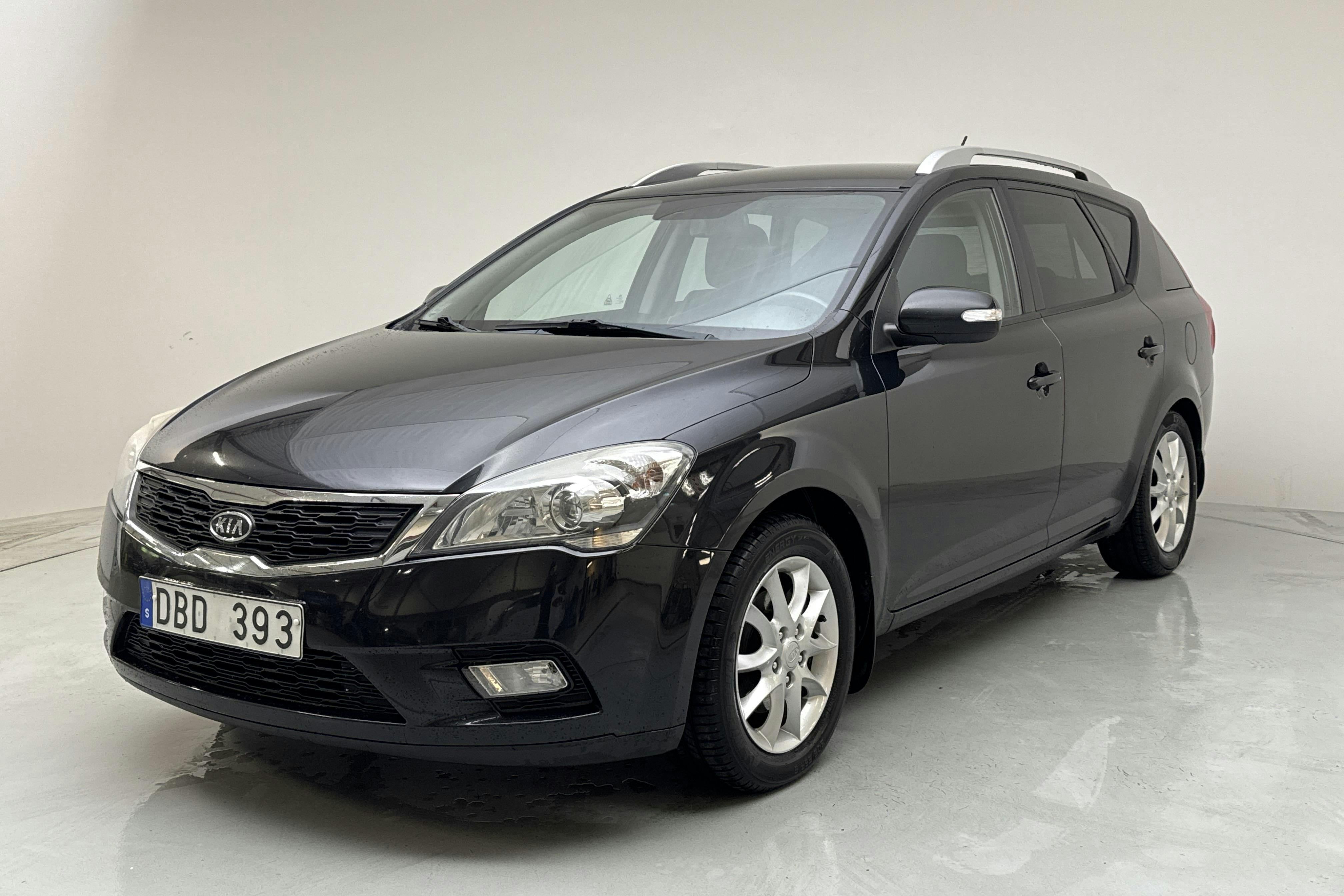 KIA Cee'd 1.6 CRDi SW (128hk) - 19 872 mil - Manuell - svart - 2011