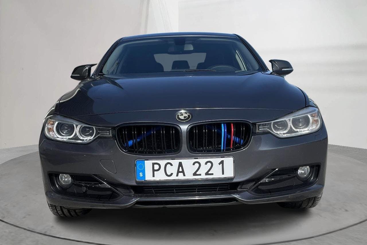 BMW 3L 320D 320d M Performance Sedan (200hk) - 28 286 mil - Manuell - grå - 2014