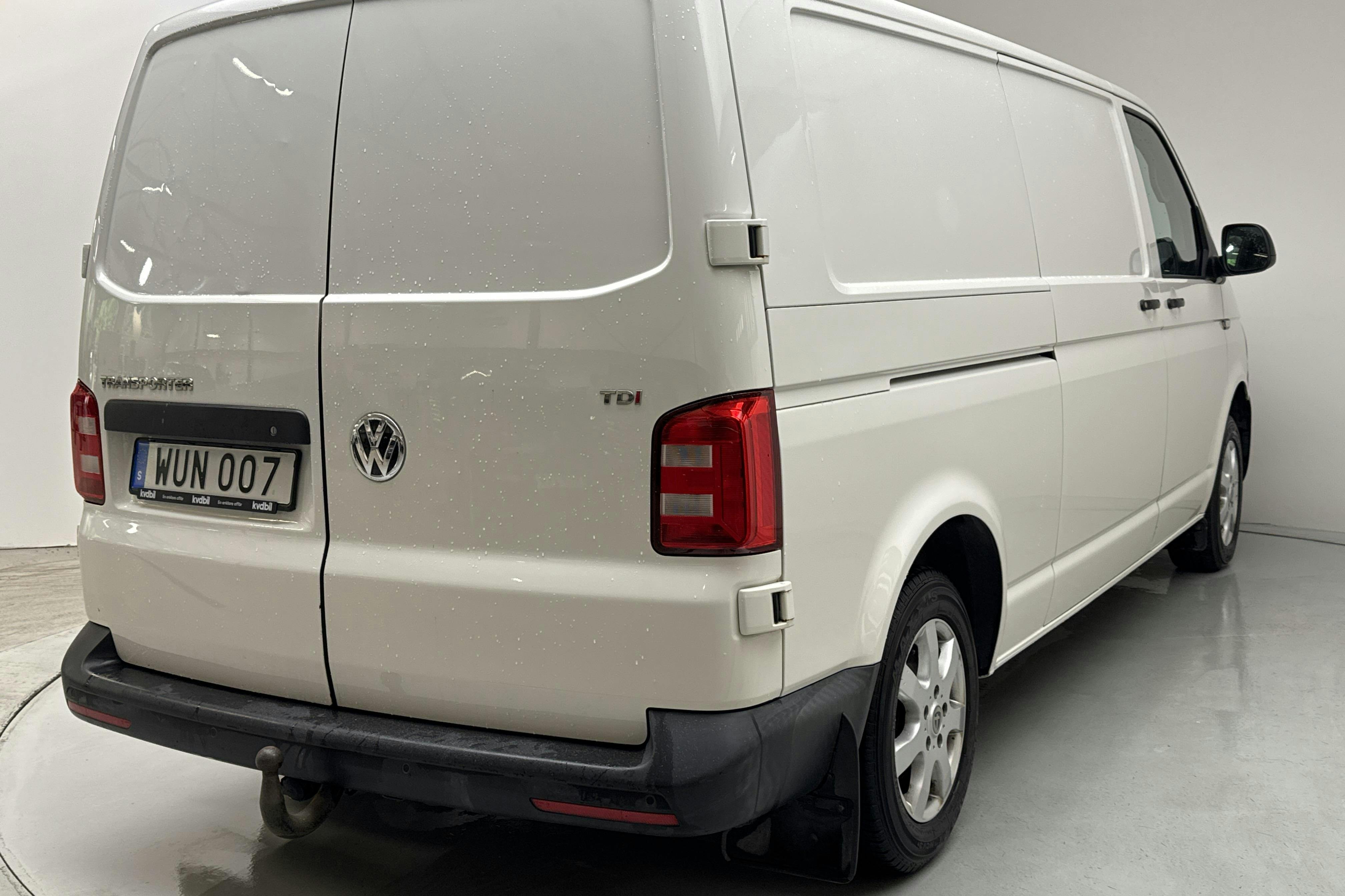 VW Transporter T6 2.0 TDI BMT Skåp (150hk) - 186 880 km - Automaatne - valge - 2018