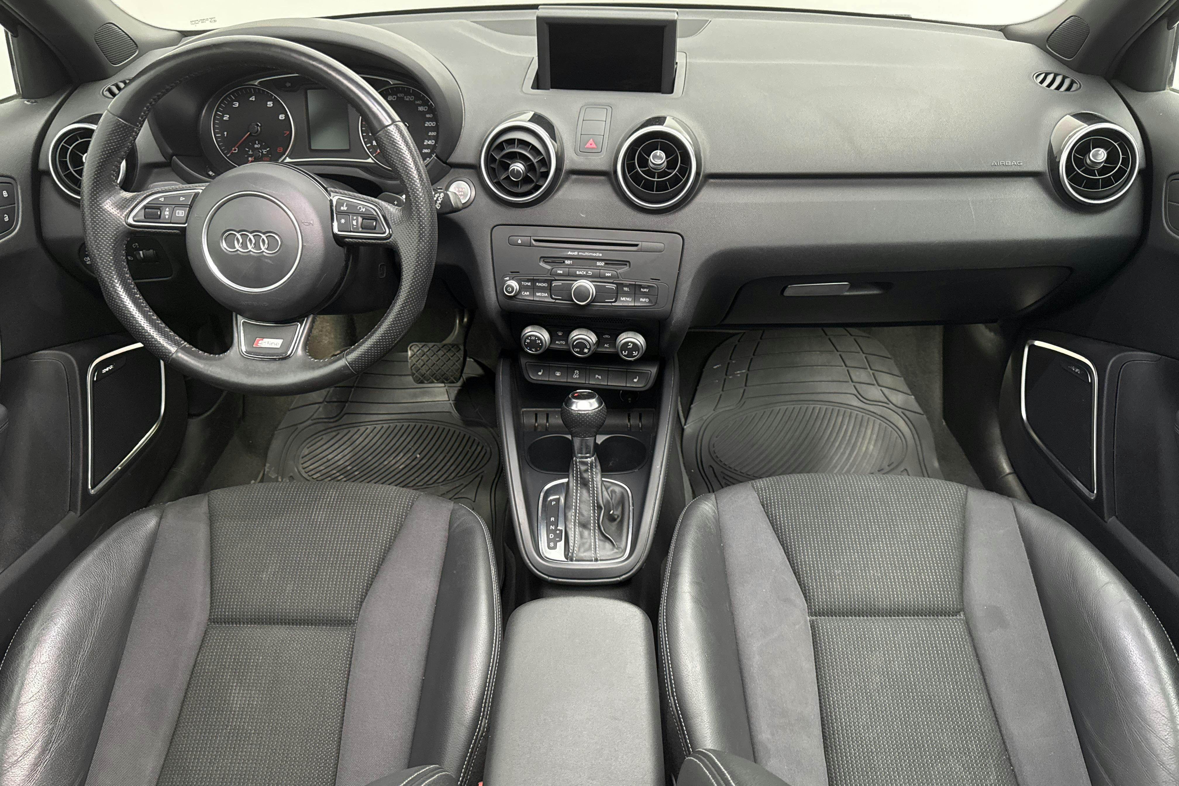 Audi A1 1.4 TFSI (185hk) - 8 623 mil - Automat - brun - 2011