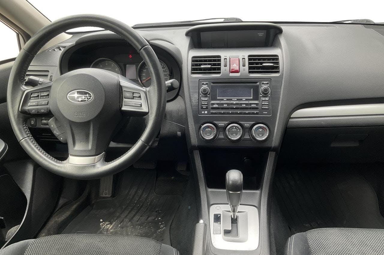 Subaru XV 1.6i (114hk) - 17 780 mil - Automat - silver - 2013