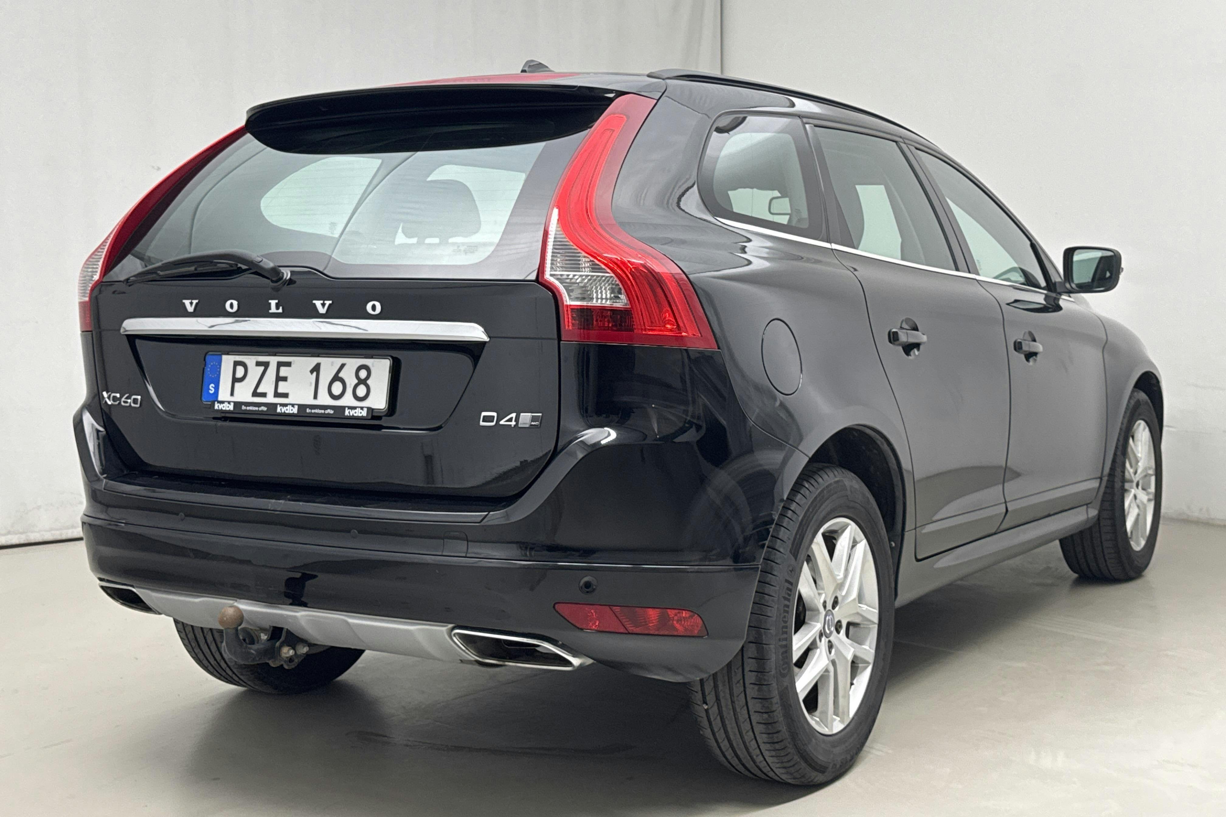 Volvo XC60 D4 AWD (190hk) - 14 635 mil - Automat - svart - 2017