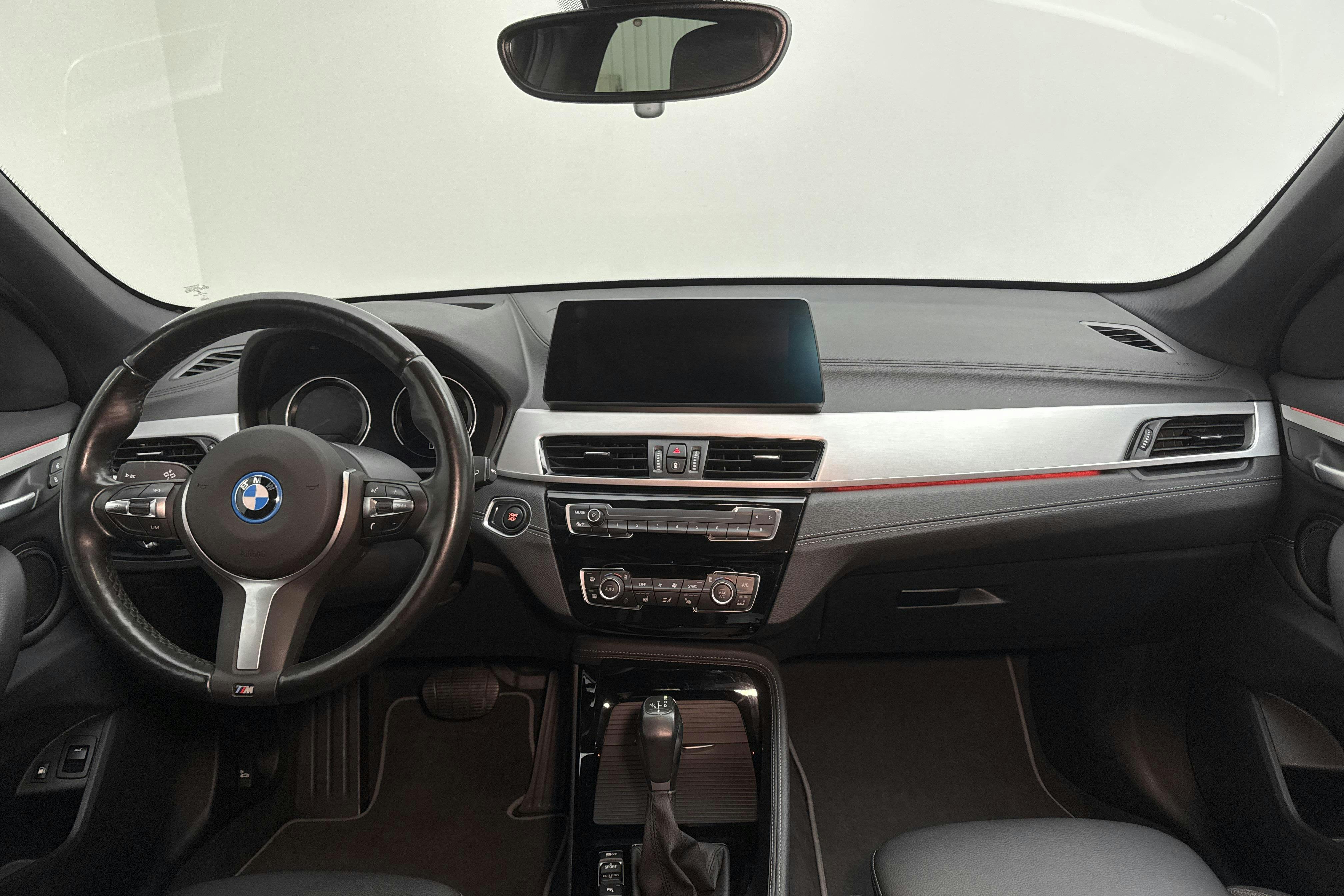 BMW X1 xDrive25e 9,7 kWh LCI, F48 (220hk) - 72 890 km - Automaatne - hall - 2022
