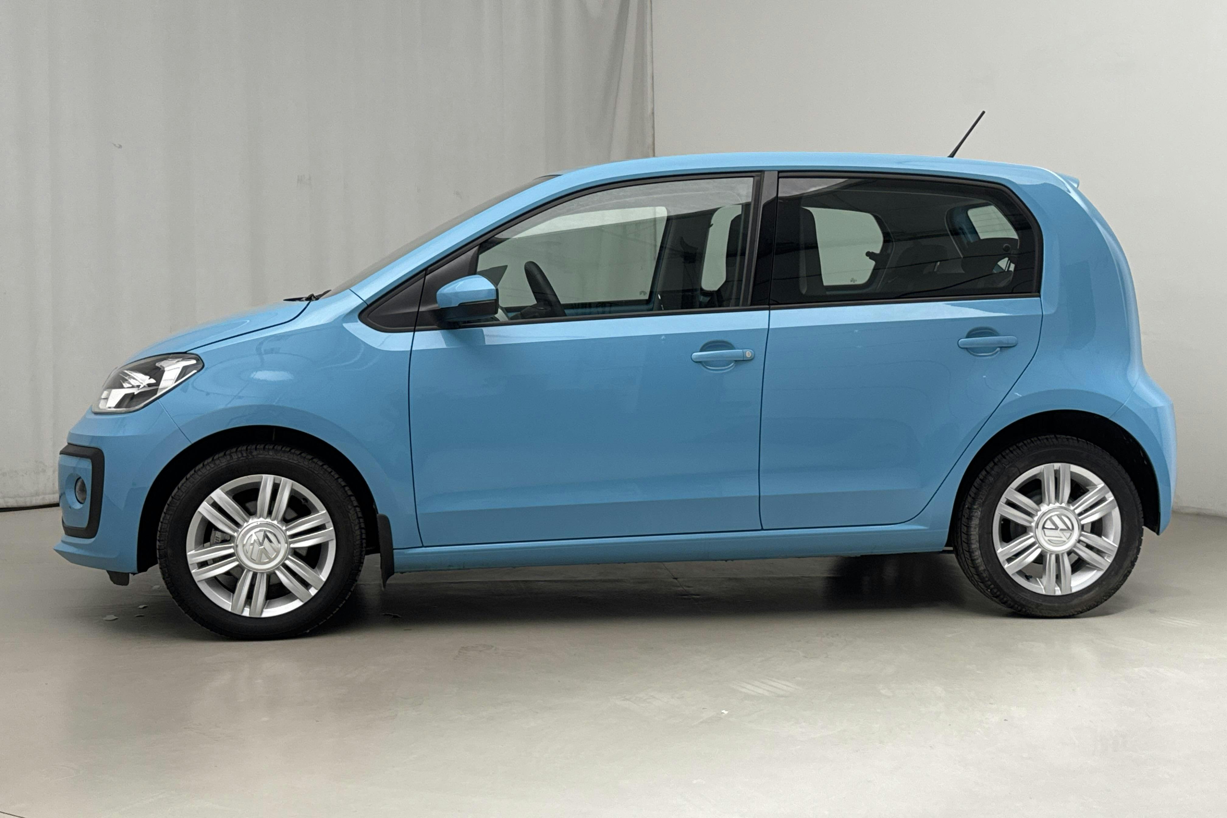 VW up! 1.0 5dr (75hk) - 5 520 km - Manual - blue - 2017