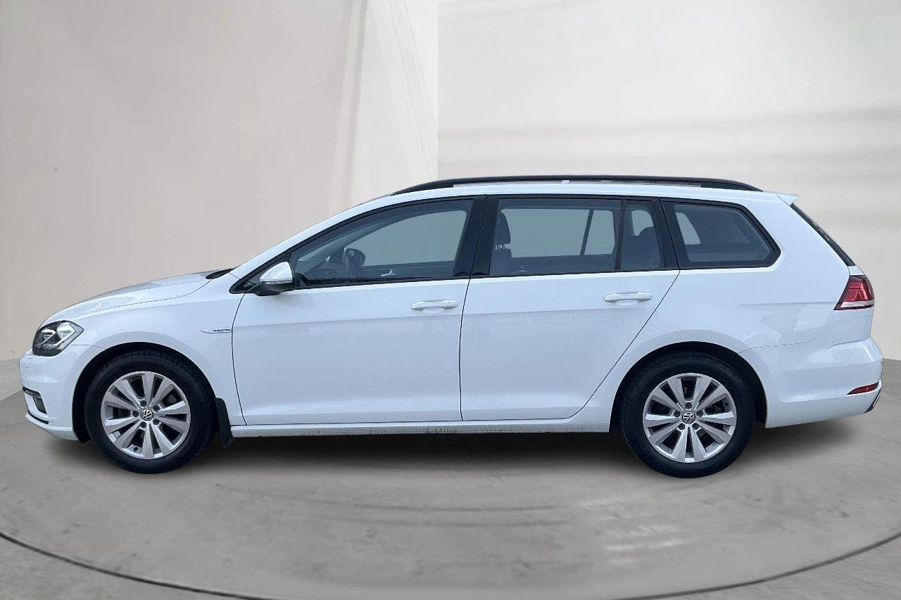 Presentation photo 2 of 16: VW Golf VII 1.5 TGI Sportscombi (130hk) - 27 510 km - Automatic - white - 2020