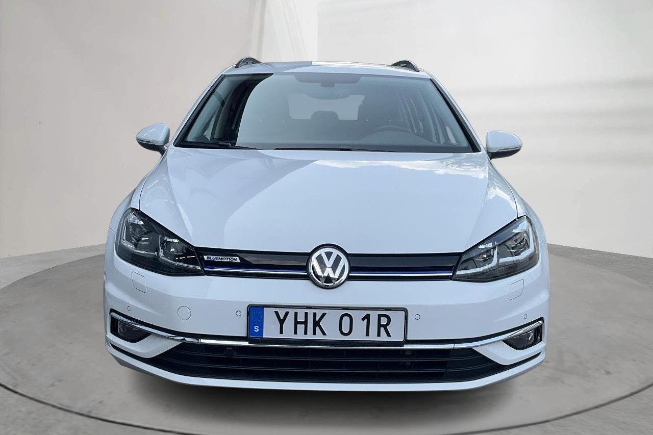 VW Golf VII 1.5 TGI Sportscombi (130hk) - 27 510 km - Automatic - white - 2020