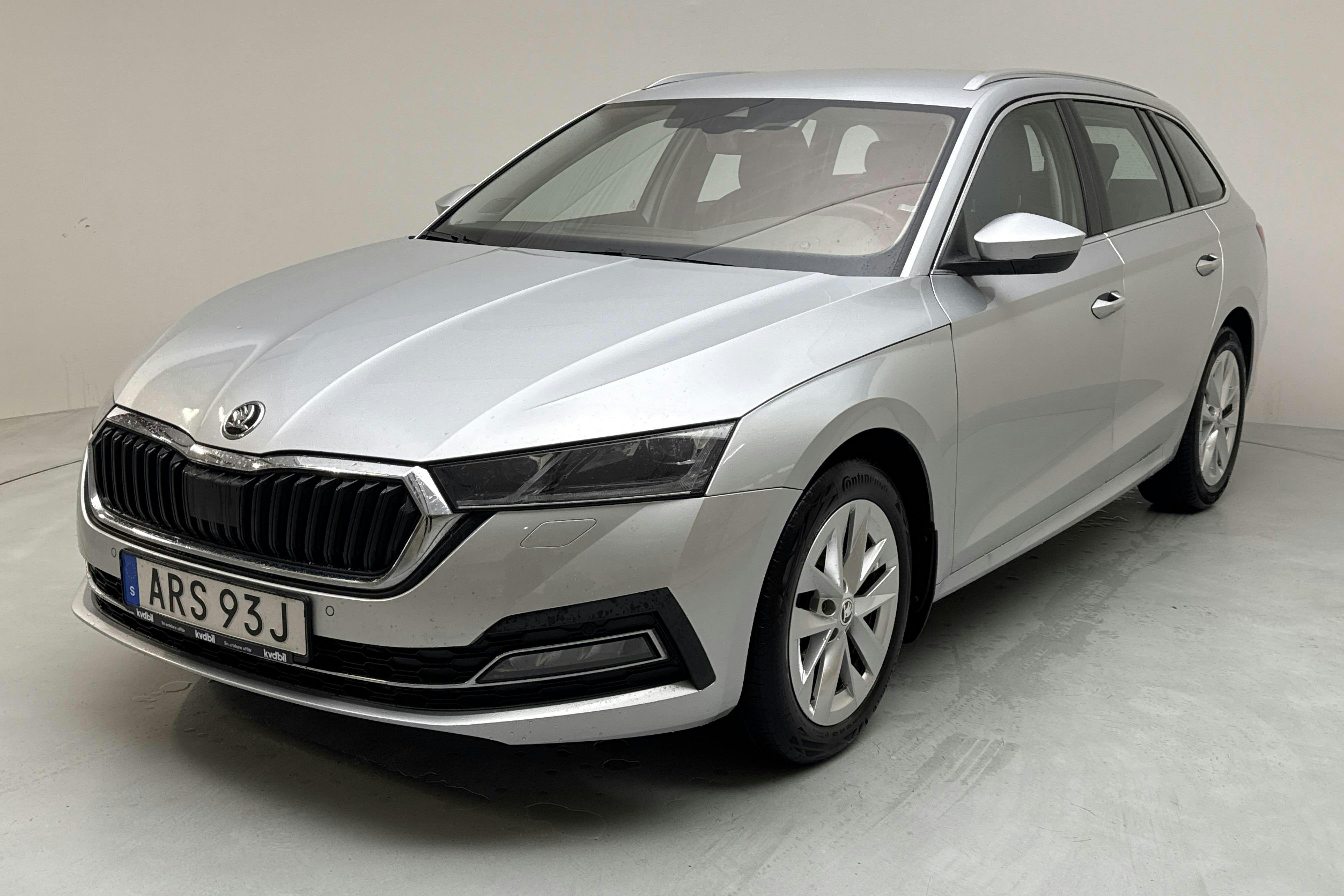 Esitlusfoto 1 aadressil 13: Skoda Octavia TSI e-Tec mHEV Combi (110hk) - 86 680 km - Automaatne - hõbe - 2021