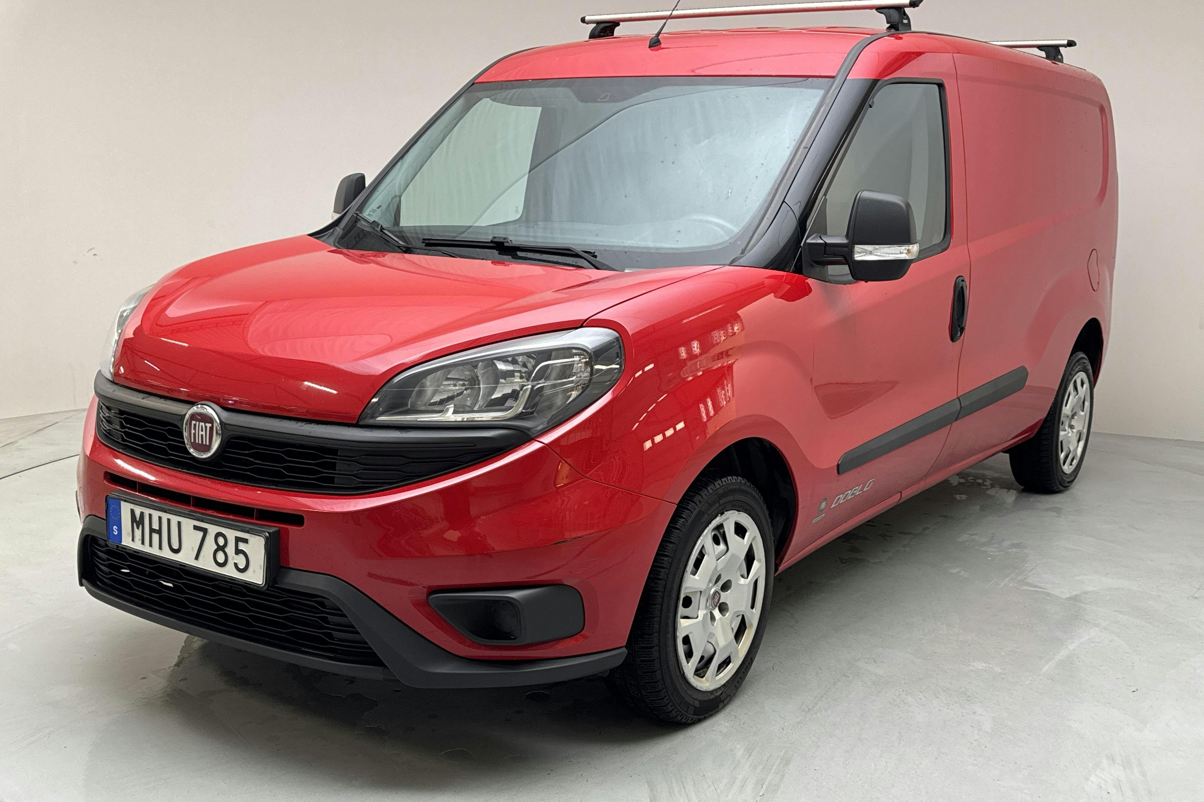 Fiat Doblo Cargo 1.4 T-Jet (120hk) - 8 692 mil - Manuell - röd - 2018