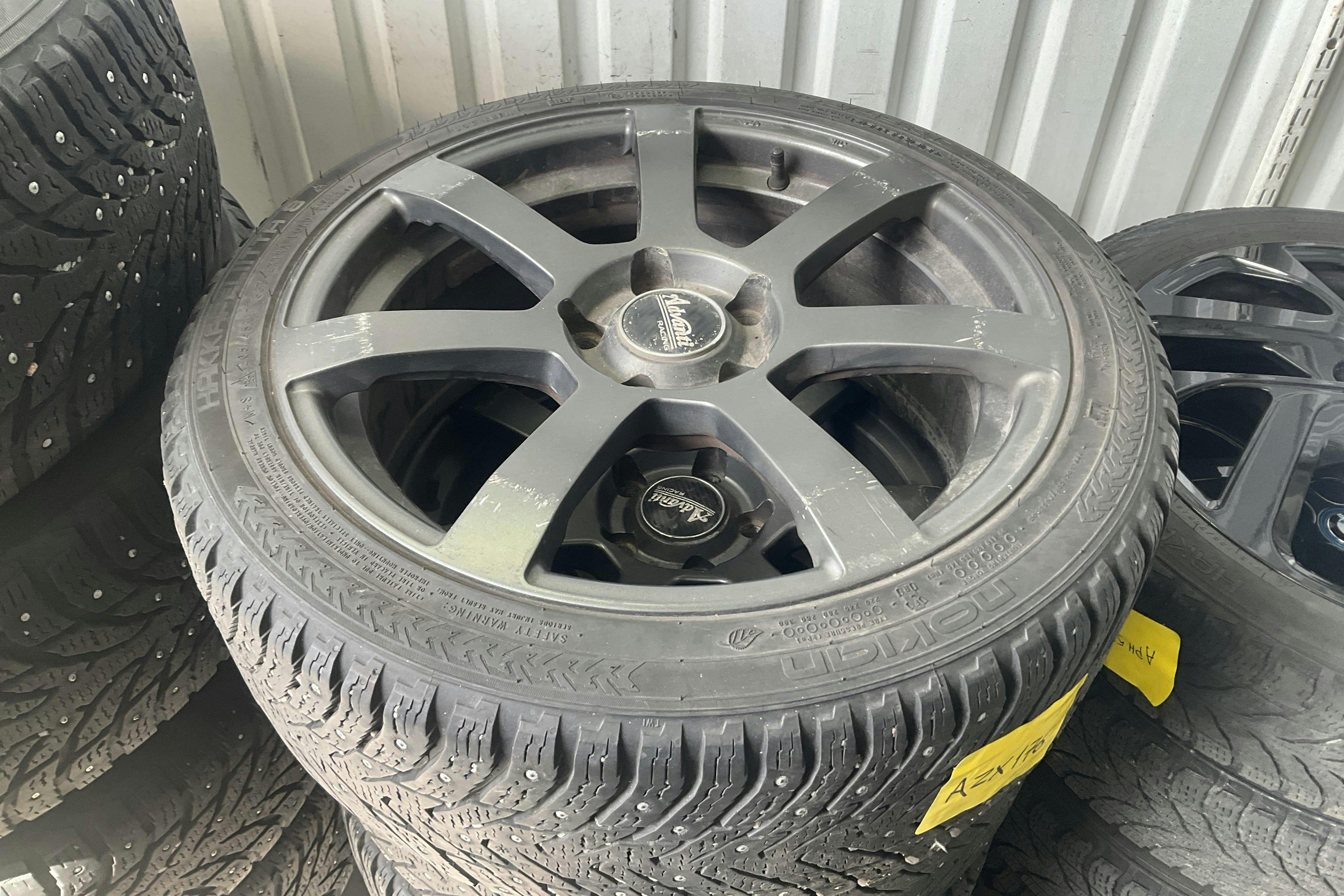 Esitlusfoto 11 aadressil 11: Renault Clio IV R.S. 200 (200hk) - 119 480 km - Automaatne - valge - 2014