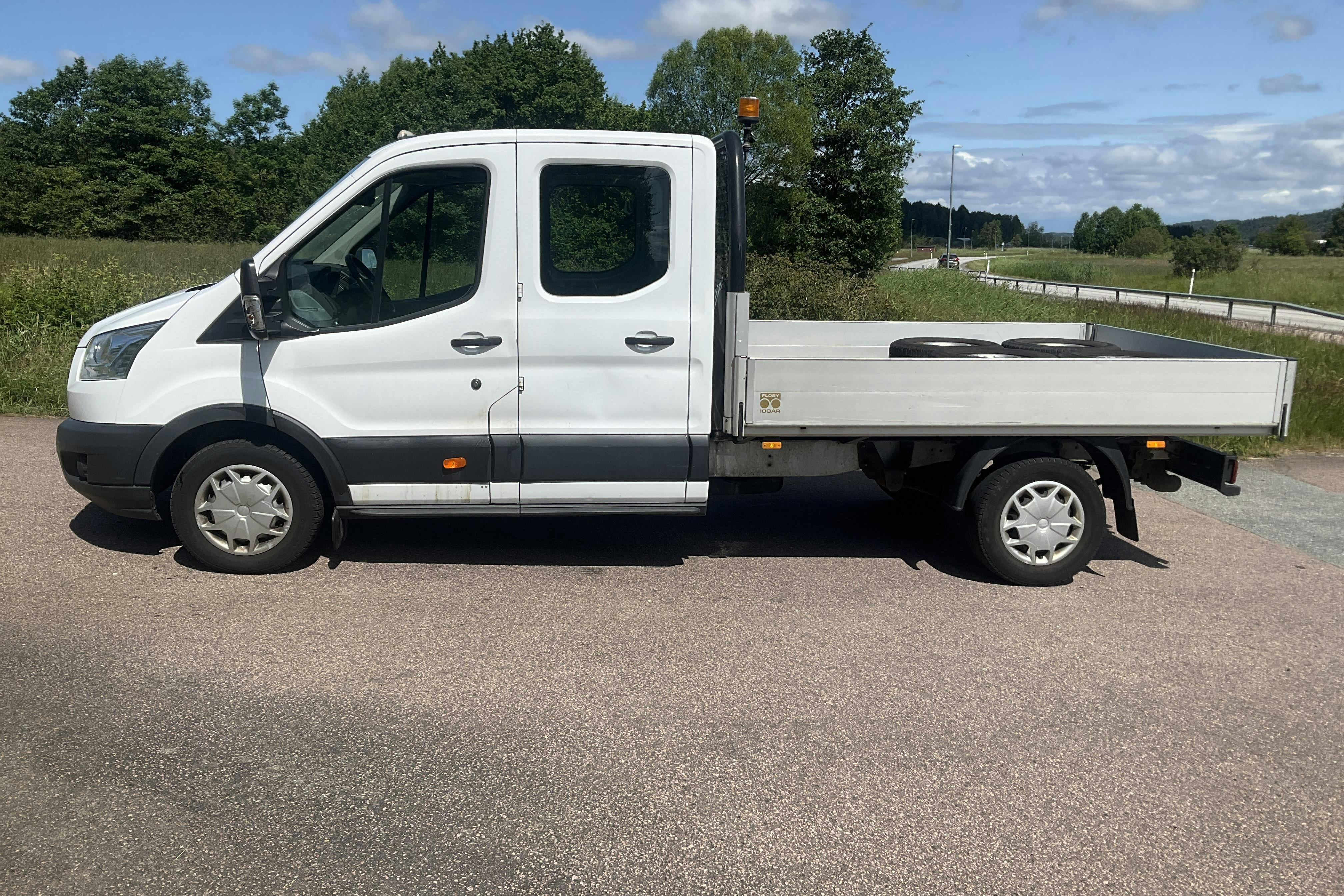 Esitlusfoto 2 aadressil 12: Ford Transit Chassi 350 2.0 TDCi 2WD (130hk) - 100 110 km - Käsitsi - valge - 2018