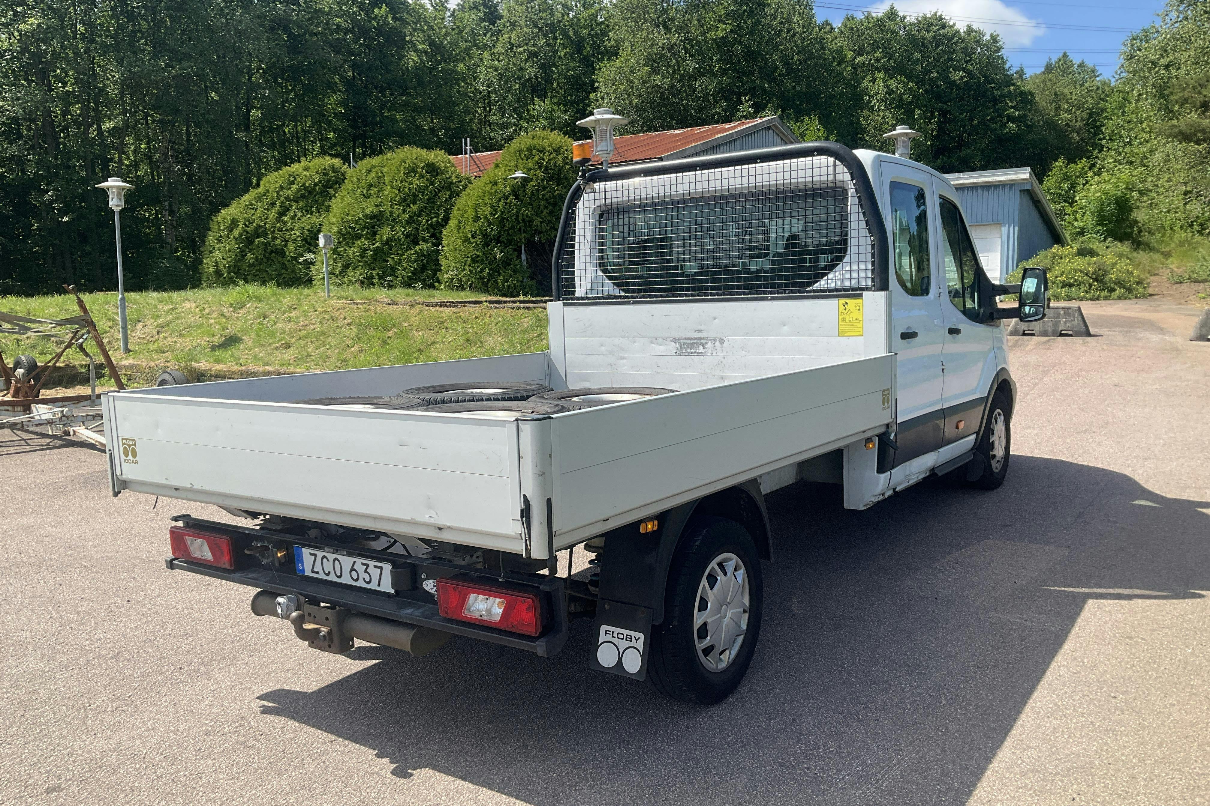 Ford Transit Chassi 350 2.0 TDCi 2WD (130hk) - 100 110 km - Käsitsi - valge - 2018