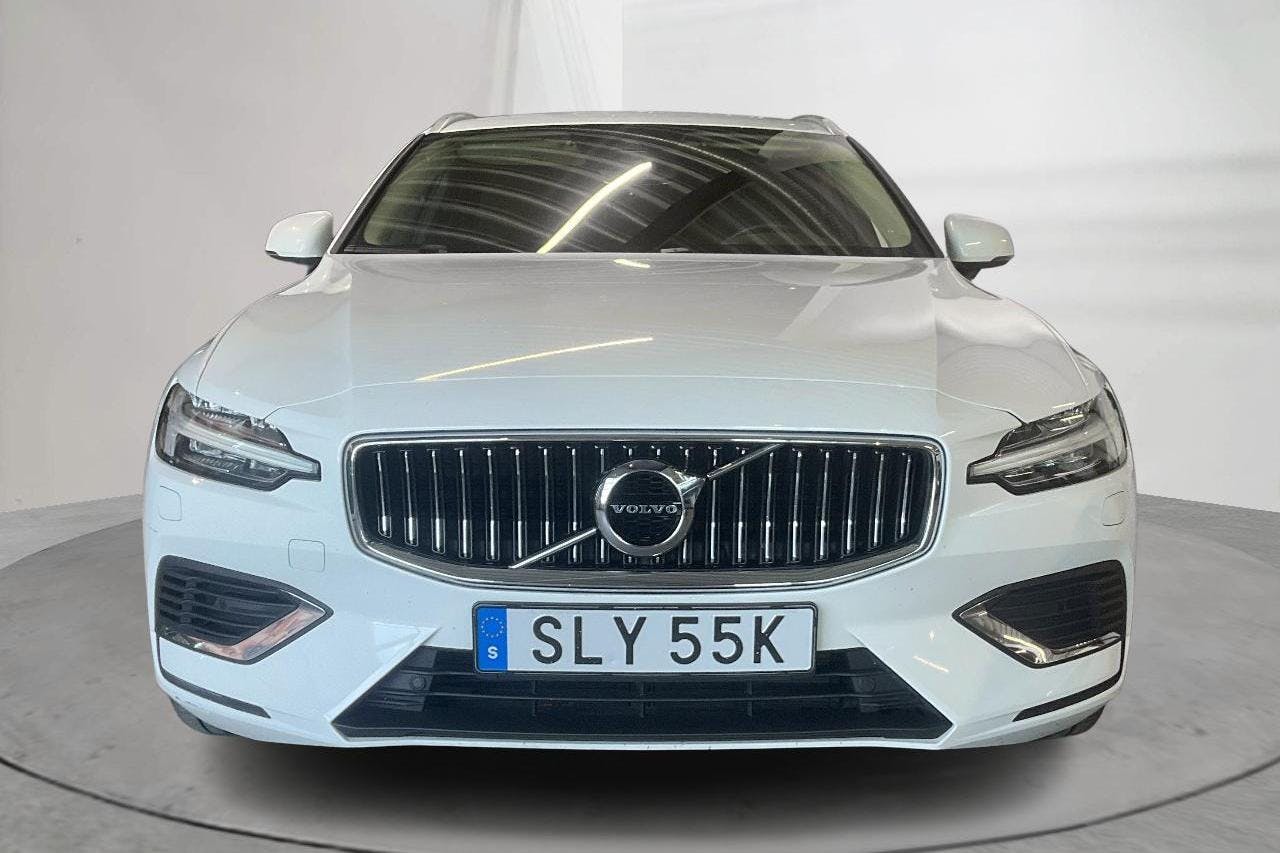 Volvo V60 T6 AWD Recharge (350hk) - 12 769 mil - Automat - vit - 2022