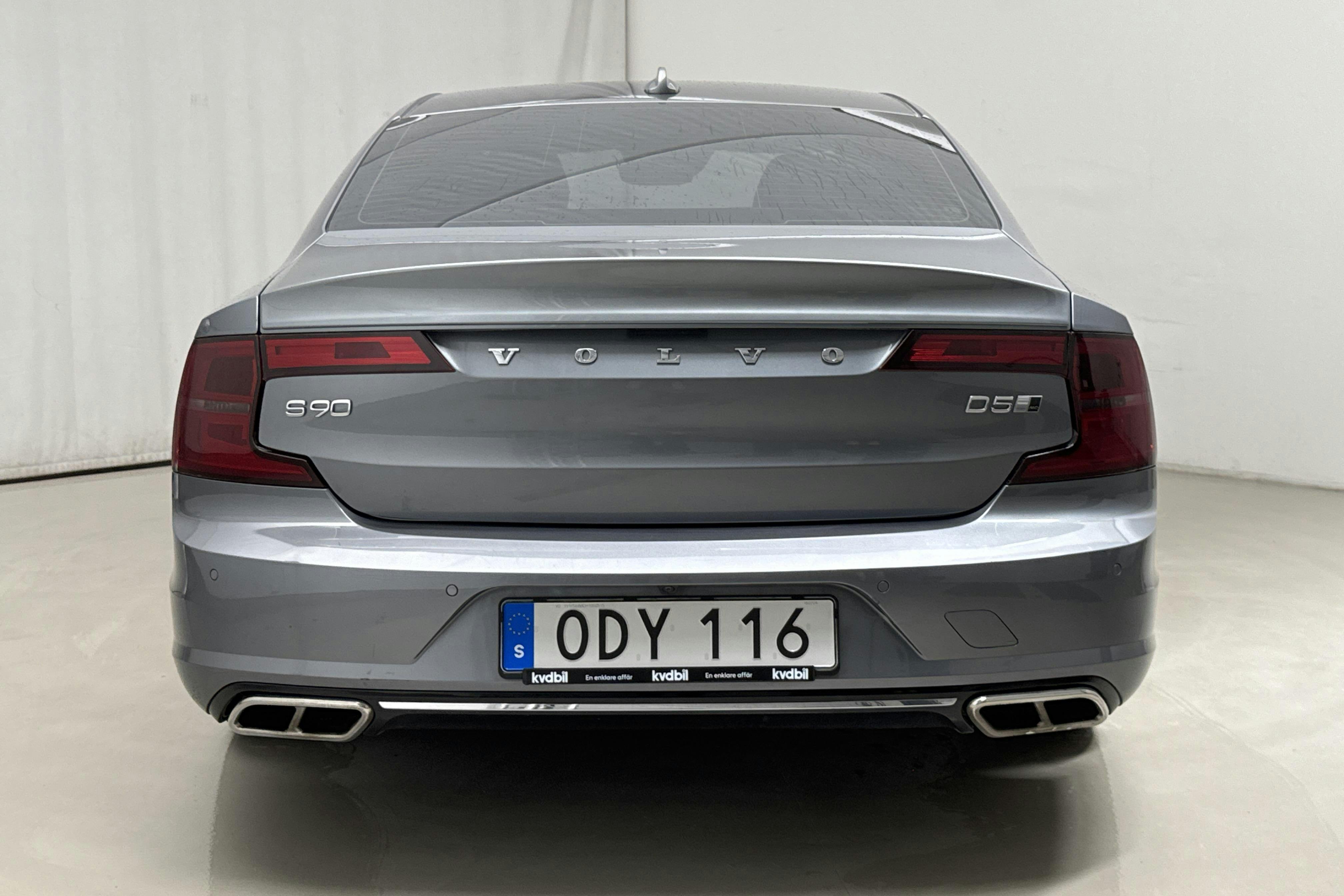 Volvo S90 D5 AWD (235hk) - 16 208 mil - Automat - grå - 2017