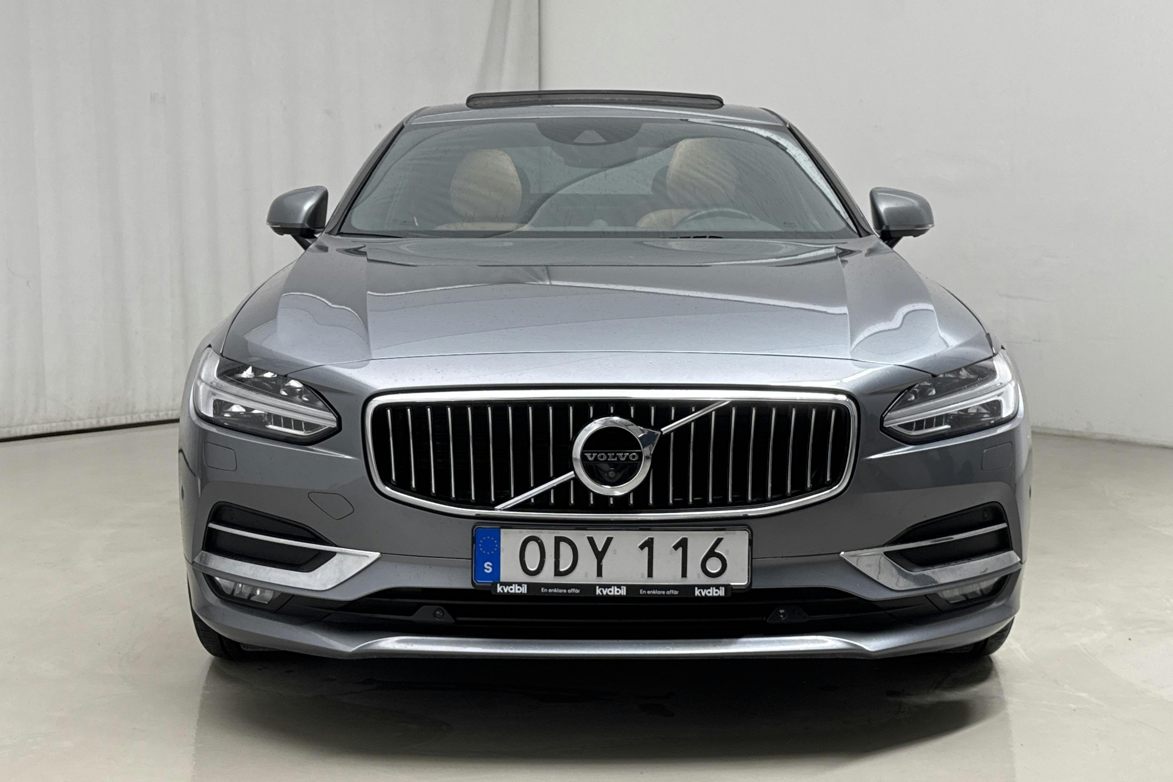 Volvo S90 D5 AWD (235hk) - 16 208 mil - Automat - grå - 2017