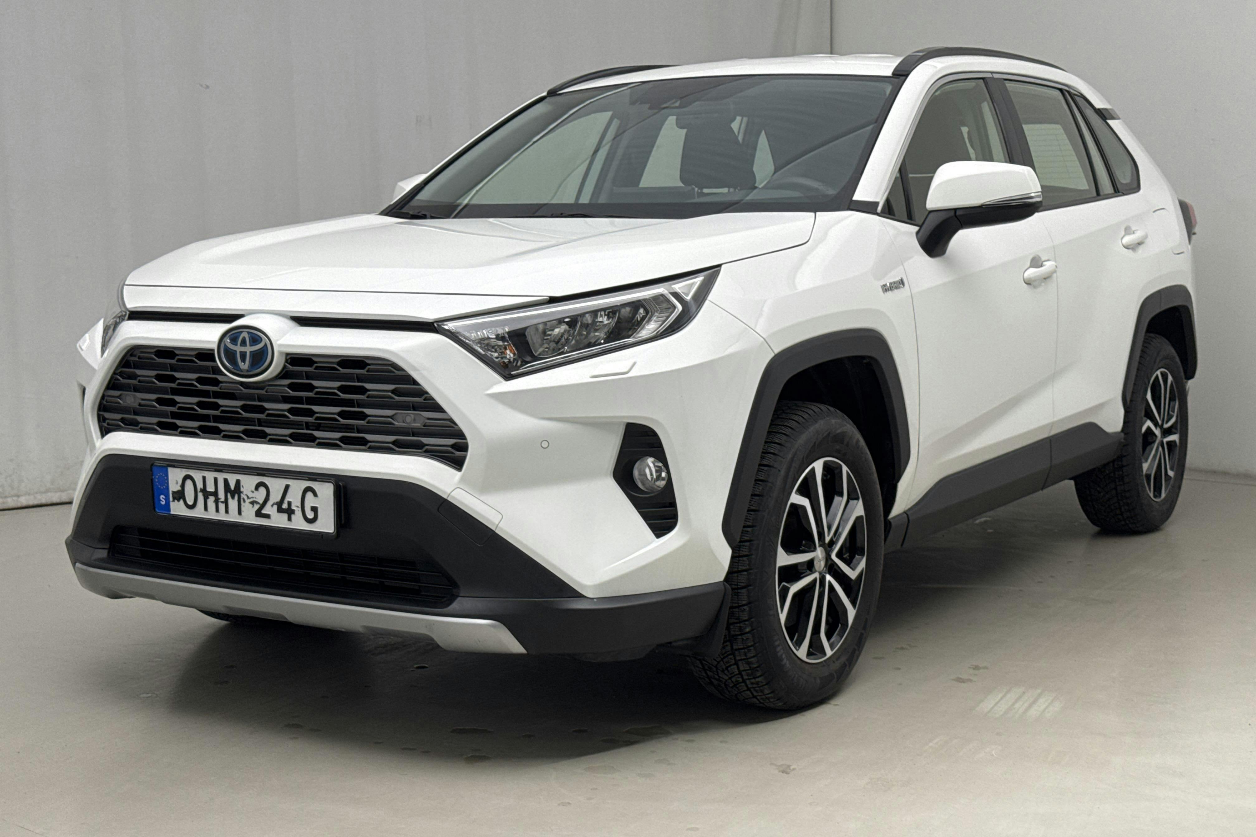 Toyota RAV4 2.5 HSD AWD (222hk) - 24 110 km - Automatic - white - 2021