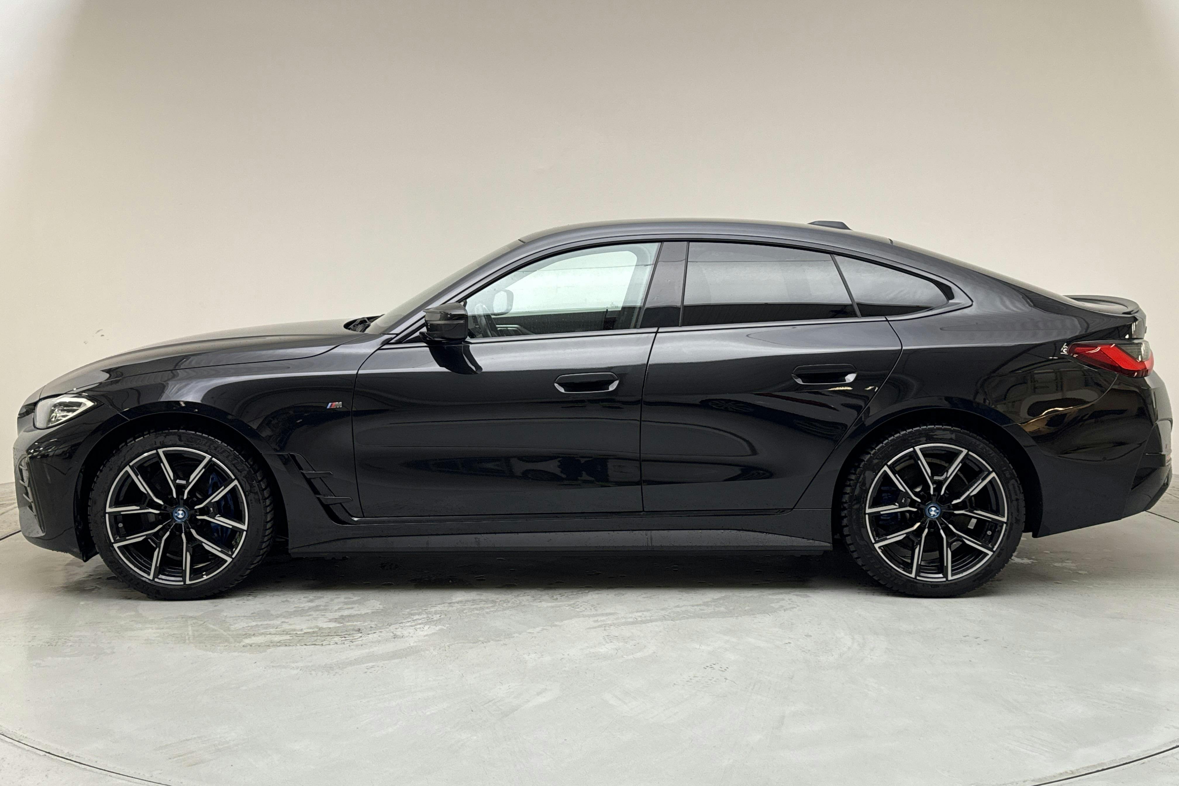 Presentation photo 2 of 16: BMW i4 M50 xDrive, G26 (523hk) - 115 660 km - Automatic - black - 2024