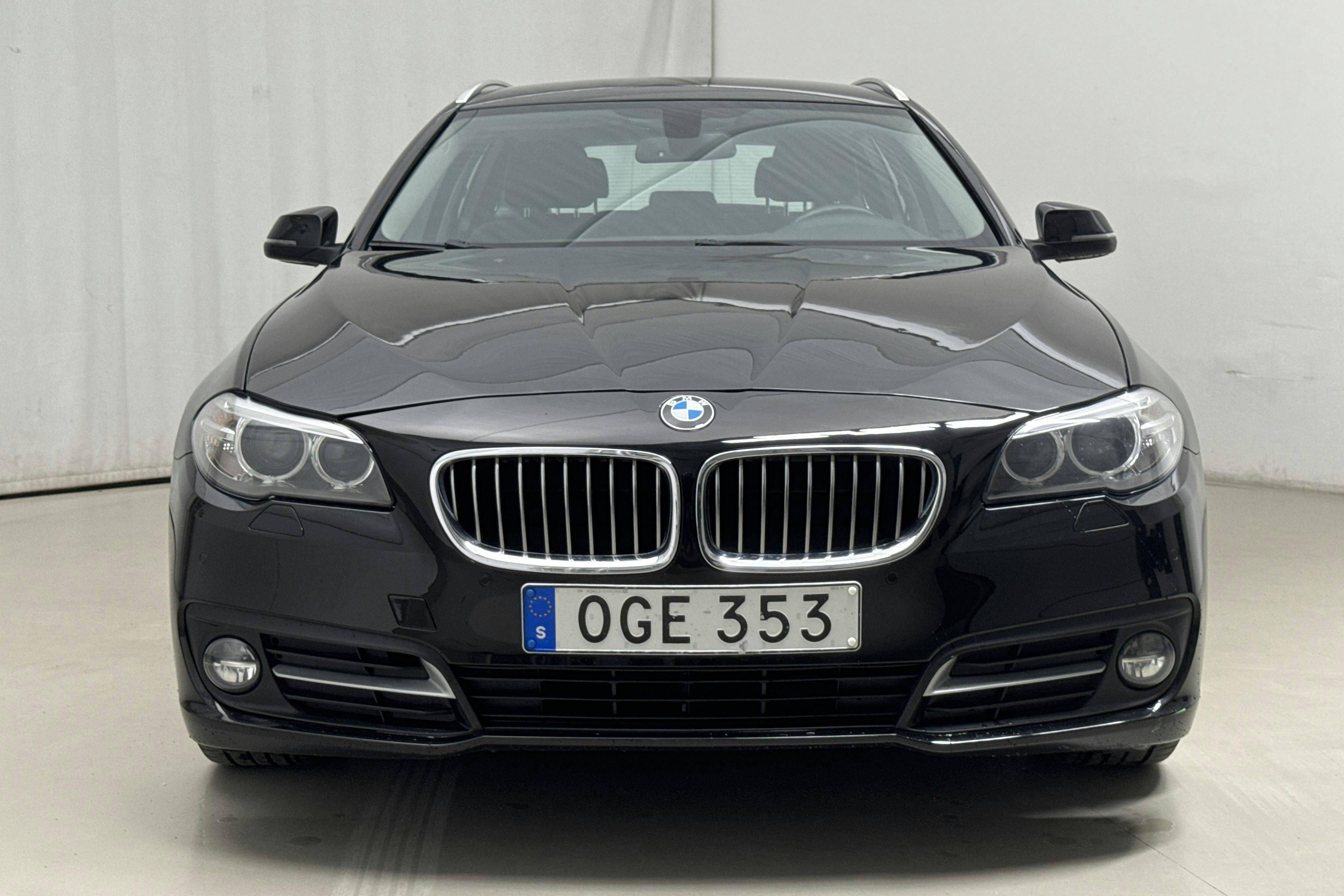BMW 520d xDrive Touring, F11 (190hk) - 189 240 km - Automaatne - must - 2017