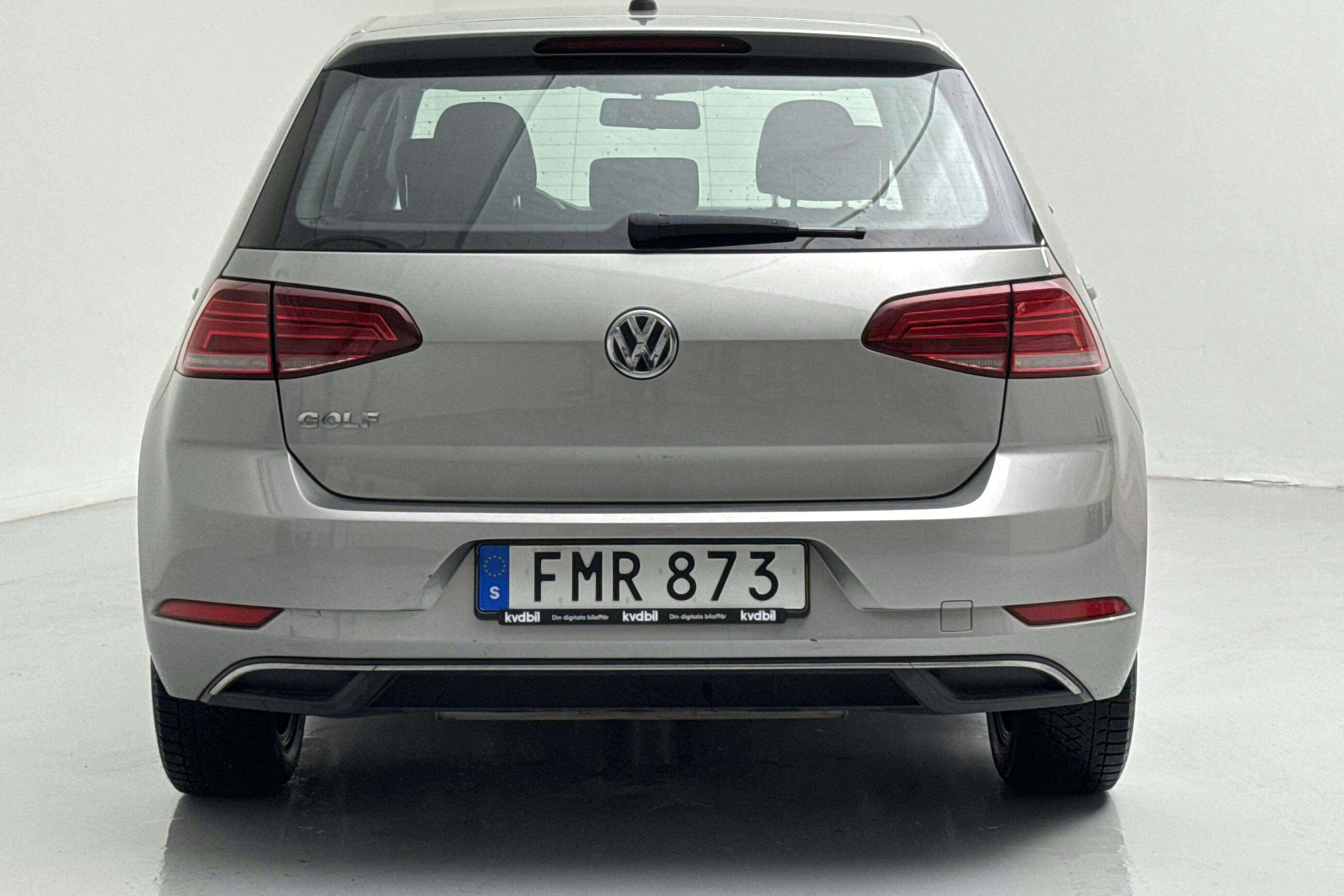VW Golf VII 1.0 TSI 5dr (110hk) - 18 032 mil - Manuell - silver - 2018