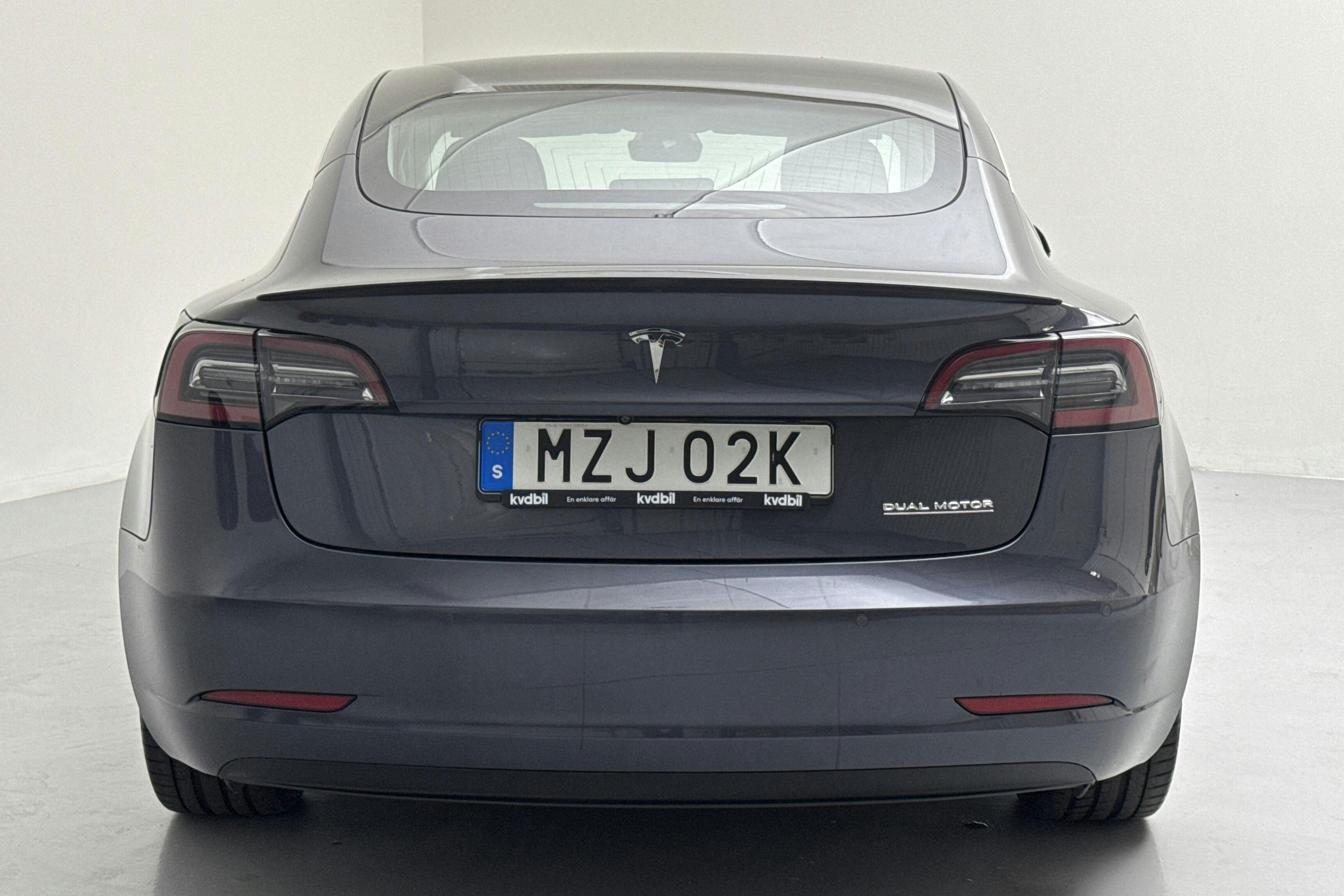 Tesla Model 3 Performance AWD - 7 069 mil - Automat - grå - 2019