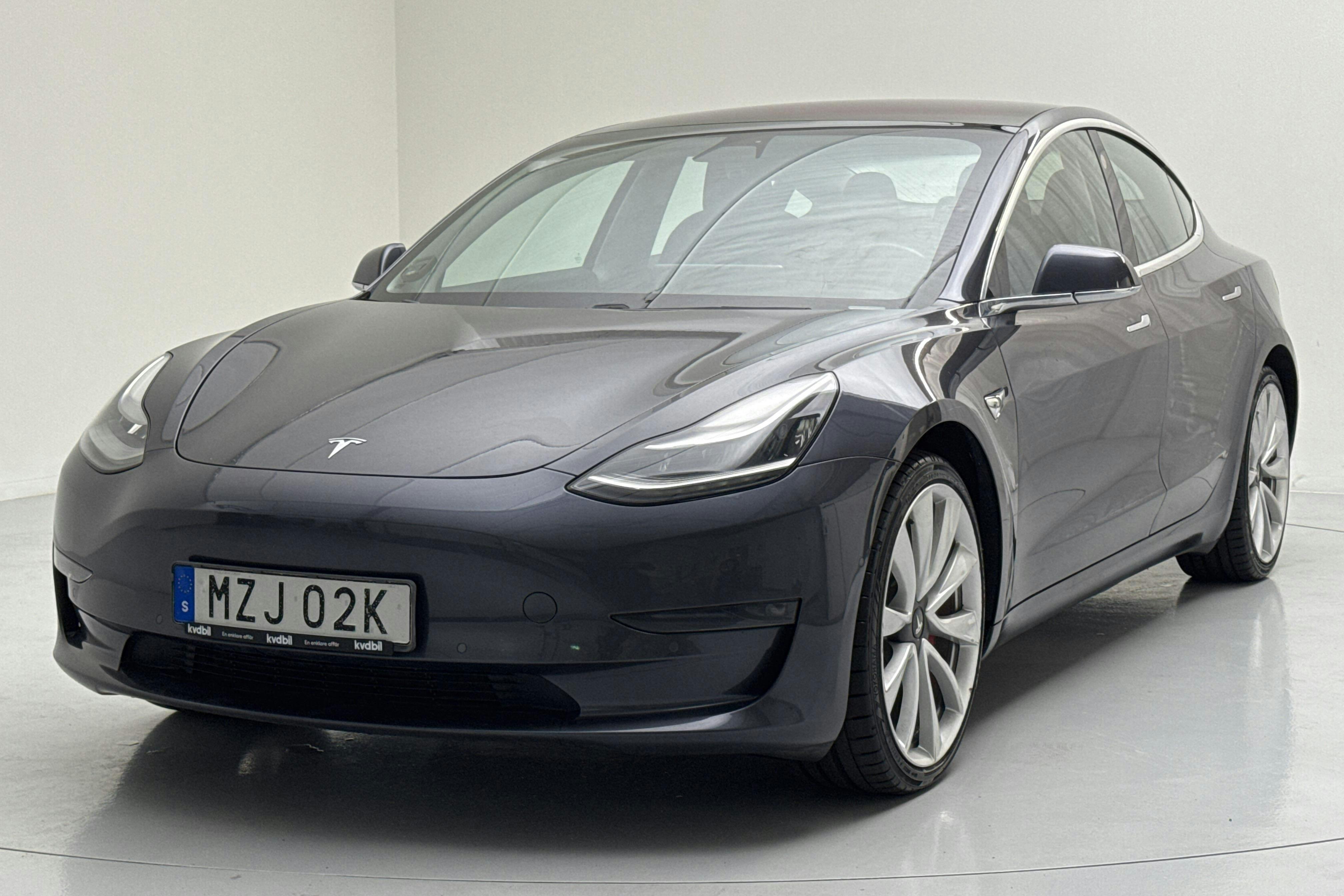 Tesla Model 3 Performance AWD - 7 069 mil - Automat - grå - 2019