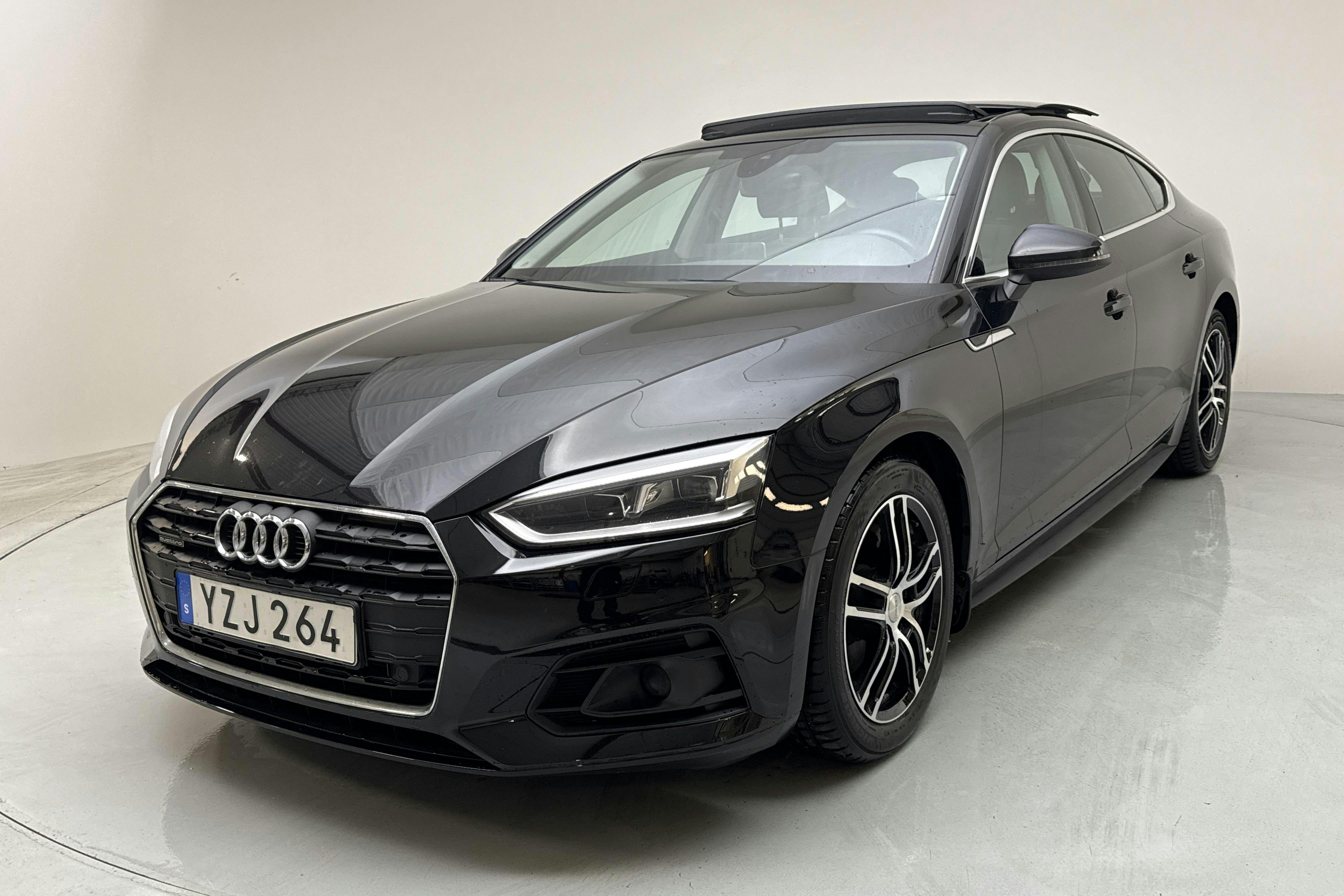 Audi A5 2.0 TDI Sportback quattro (190hk) - 12 740 mil - Automat - svart - 2018