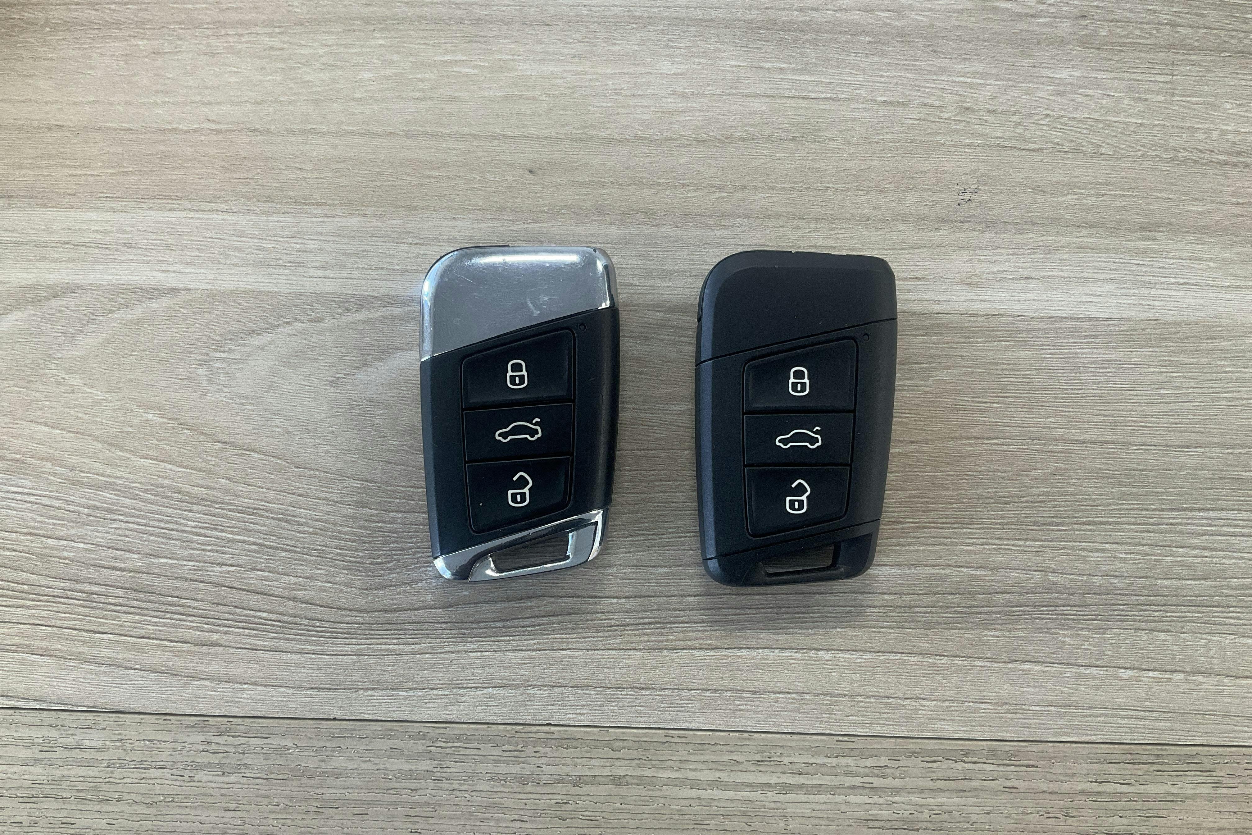Esitlusfoto 18 aadressil 18: VW Passat 1.4 GTE Sportscombi (218hk) - 55 740 km - Automaatne - valge - 2021