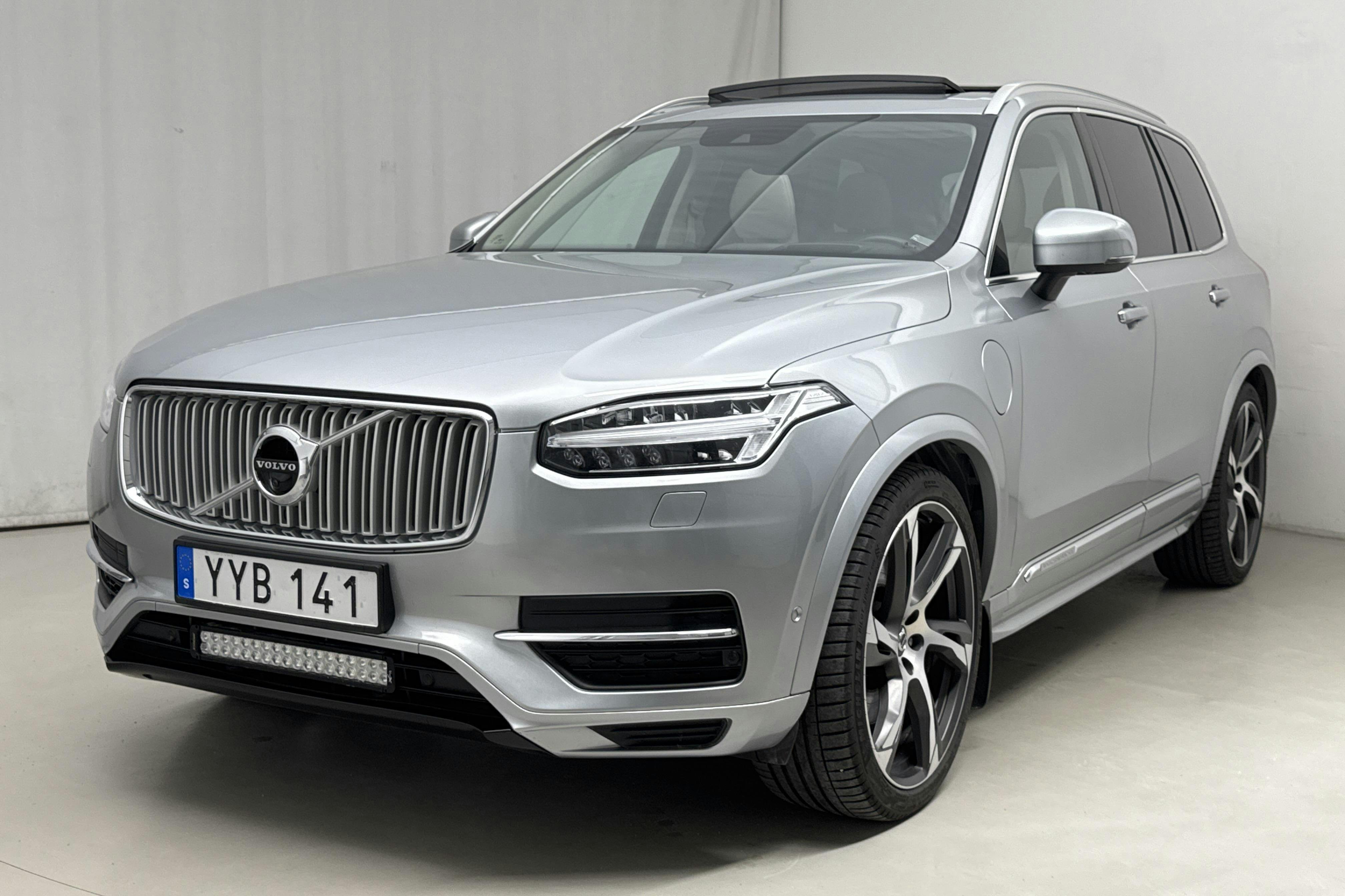 Volvo XC90 T8 AWD Twin Engine (390hk) - 16 440 mil - Automat - silver - 2019