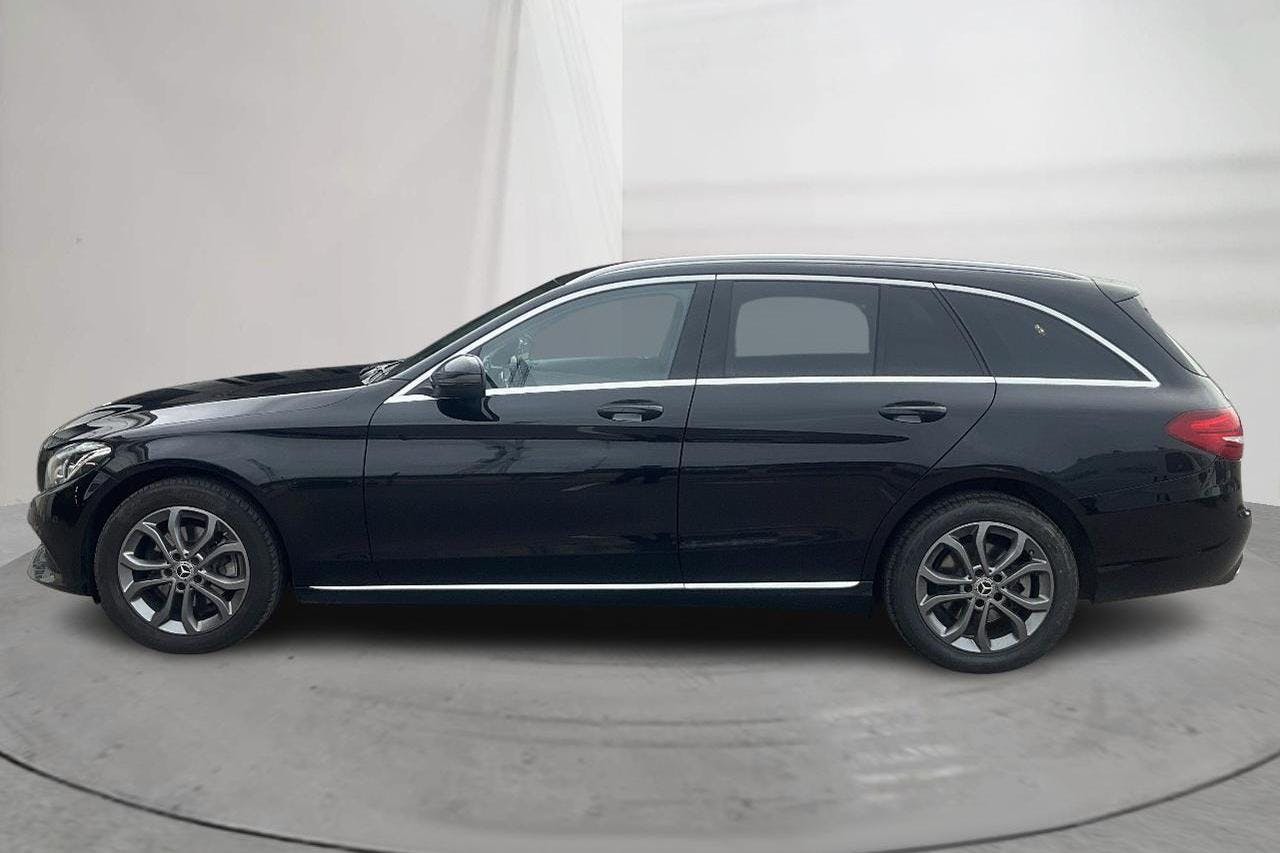 Mercedes C 220 d 4MATIC Kombi S205 (170hk) - 155 390 km - Automatic - black - 2018
