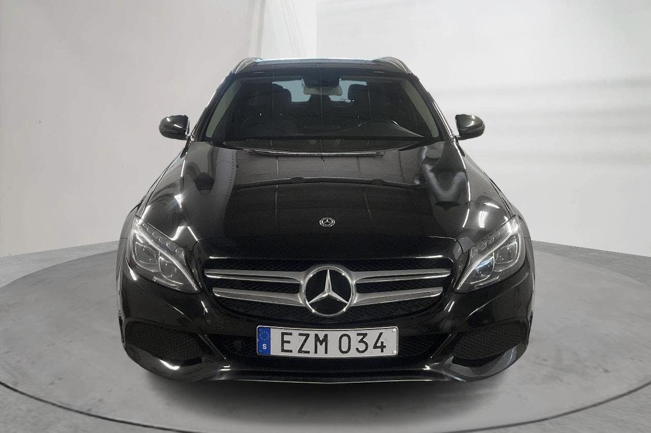 Mercedes C 220 d 4MATIC Kombi S205 (170hk) - 155 390 km - Automatic - black - 2018