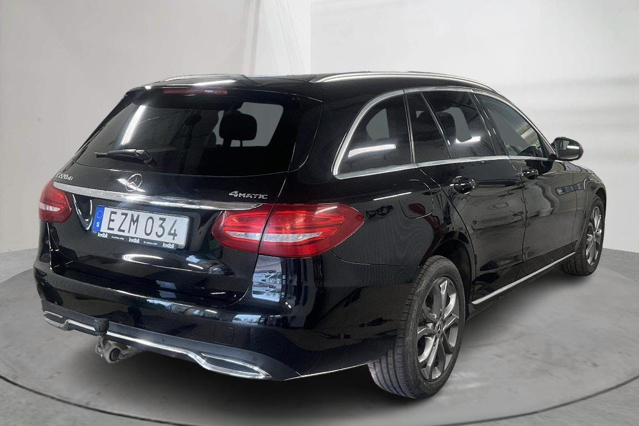 Mercedes C 220 d 4MATIC Kombi S205 (170hk) - 155 390 km - Automatic - black - 2018
