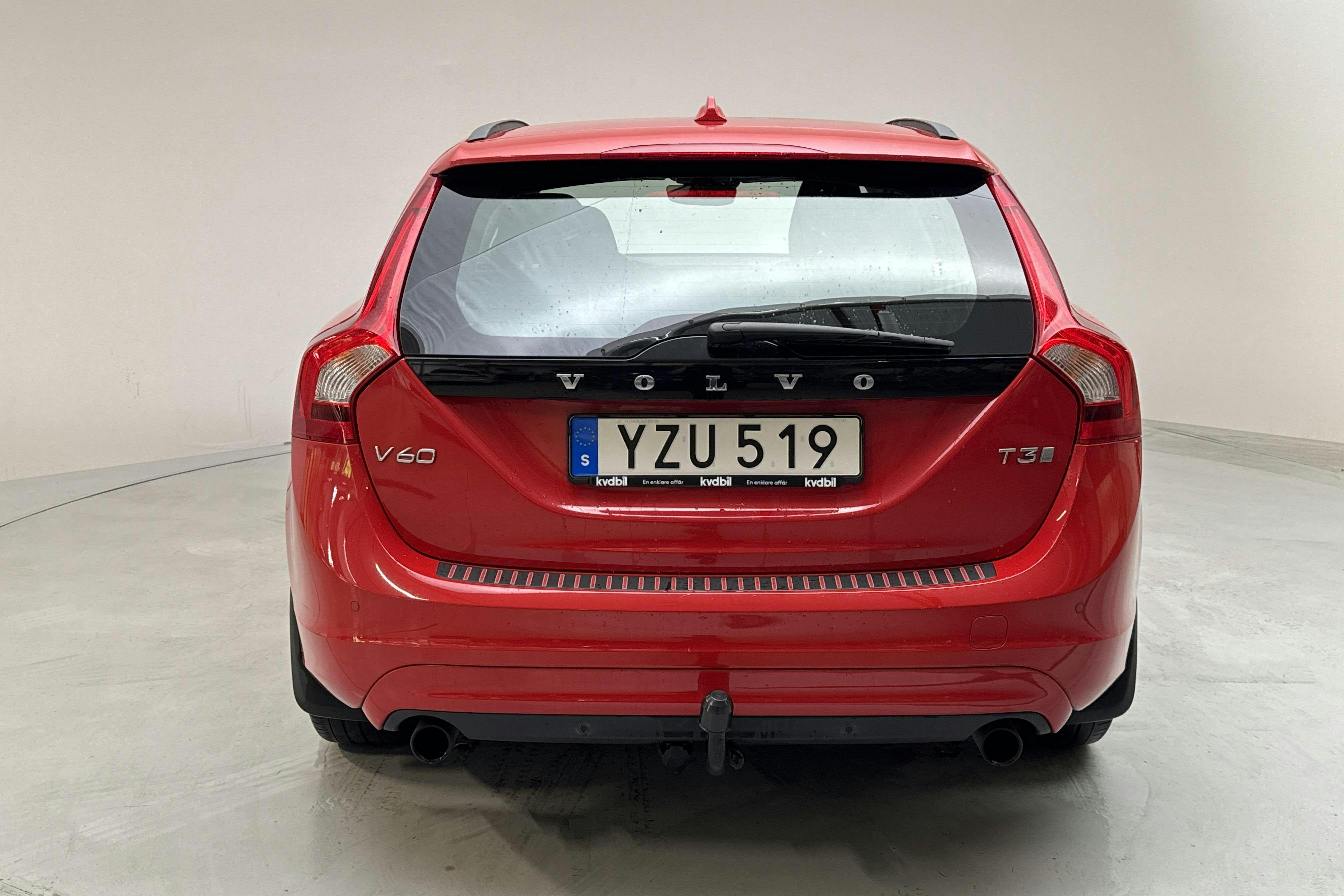 Volvo V60 T3 (152hk) - 56 020 km - Automaatne - punane - 2018