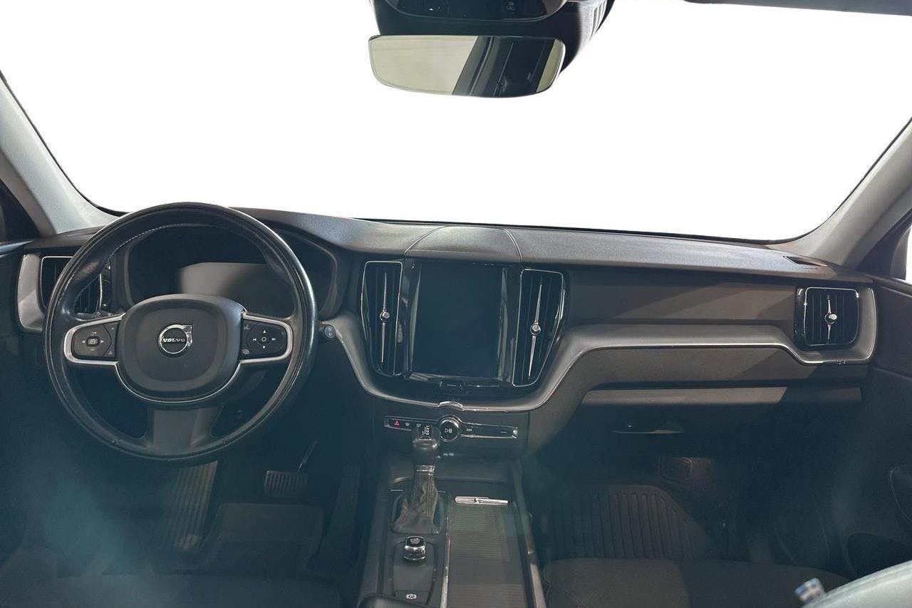 Volvo XC60 D4 2WD (190hk) - 17 064 mil - Automat - svart - 2019