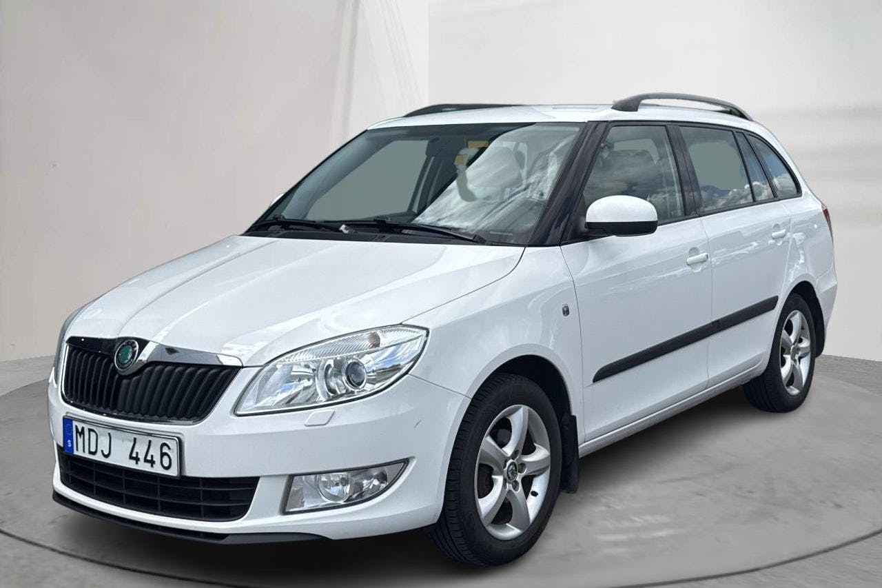 Skoda Fabia 1.2 TSI Combi (86hk) - 22 358 mil - Manuell - vit - 2012