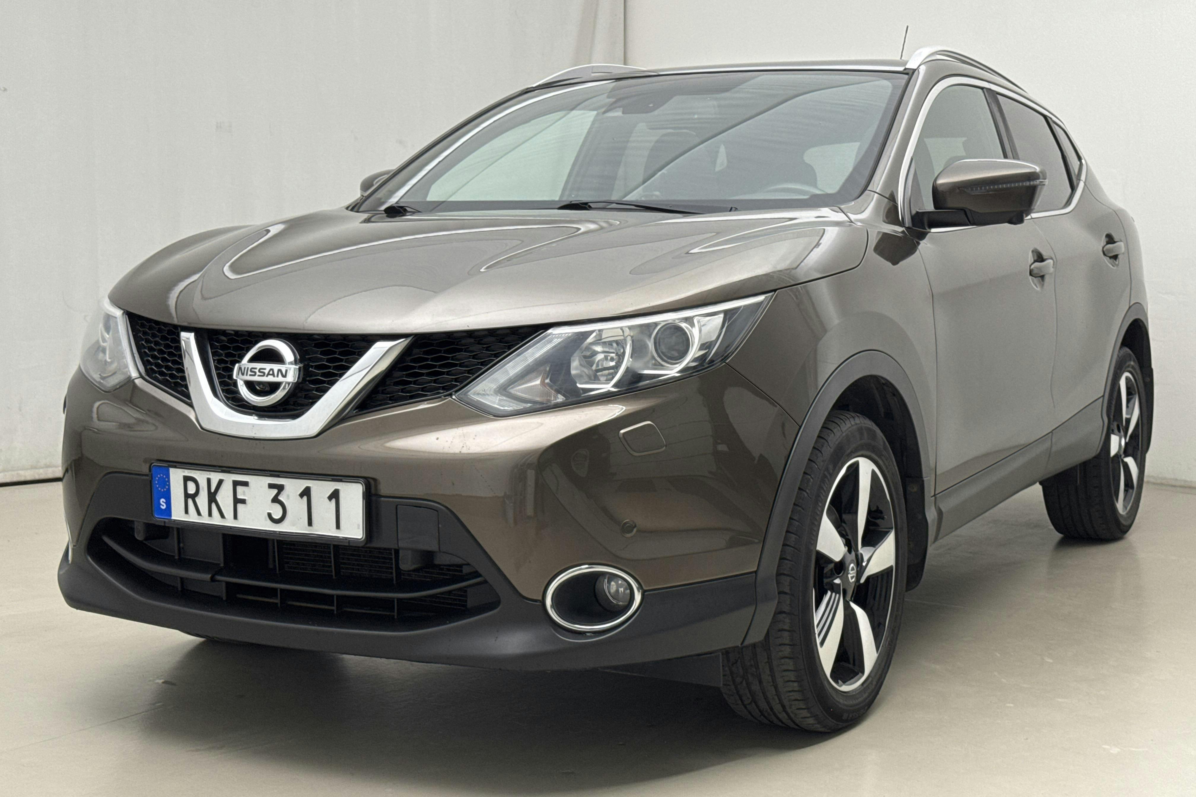 Nissan Qashqai 1.2 (115hk) - 14 956 mil - Manuell - brun - 2017