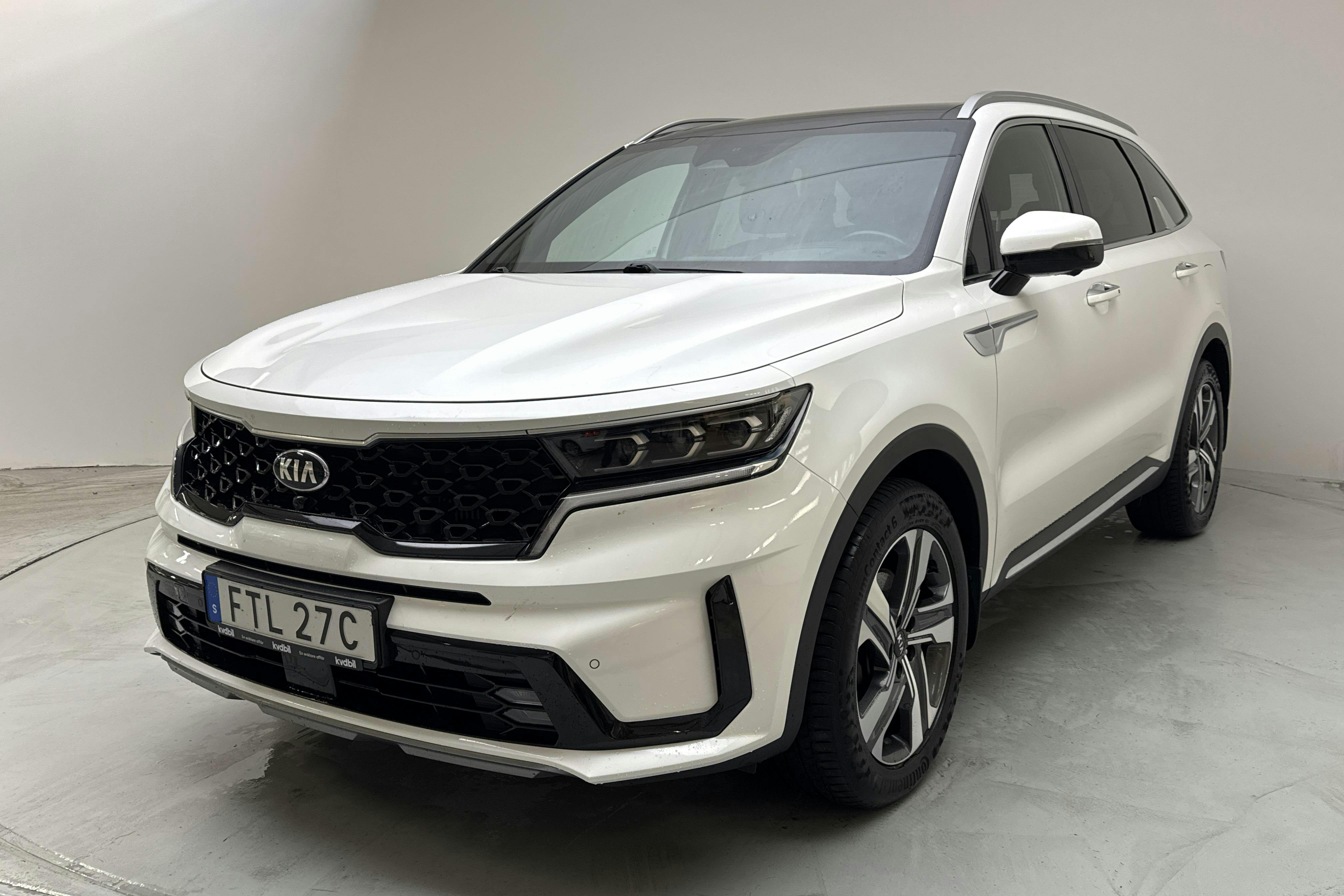 KIA Sorento 1.6 T-GDi Plug-in Hybrid AWD (265hk) - 10 439 mil - Automat - vit - 2021