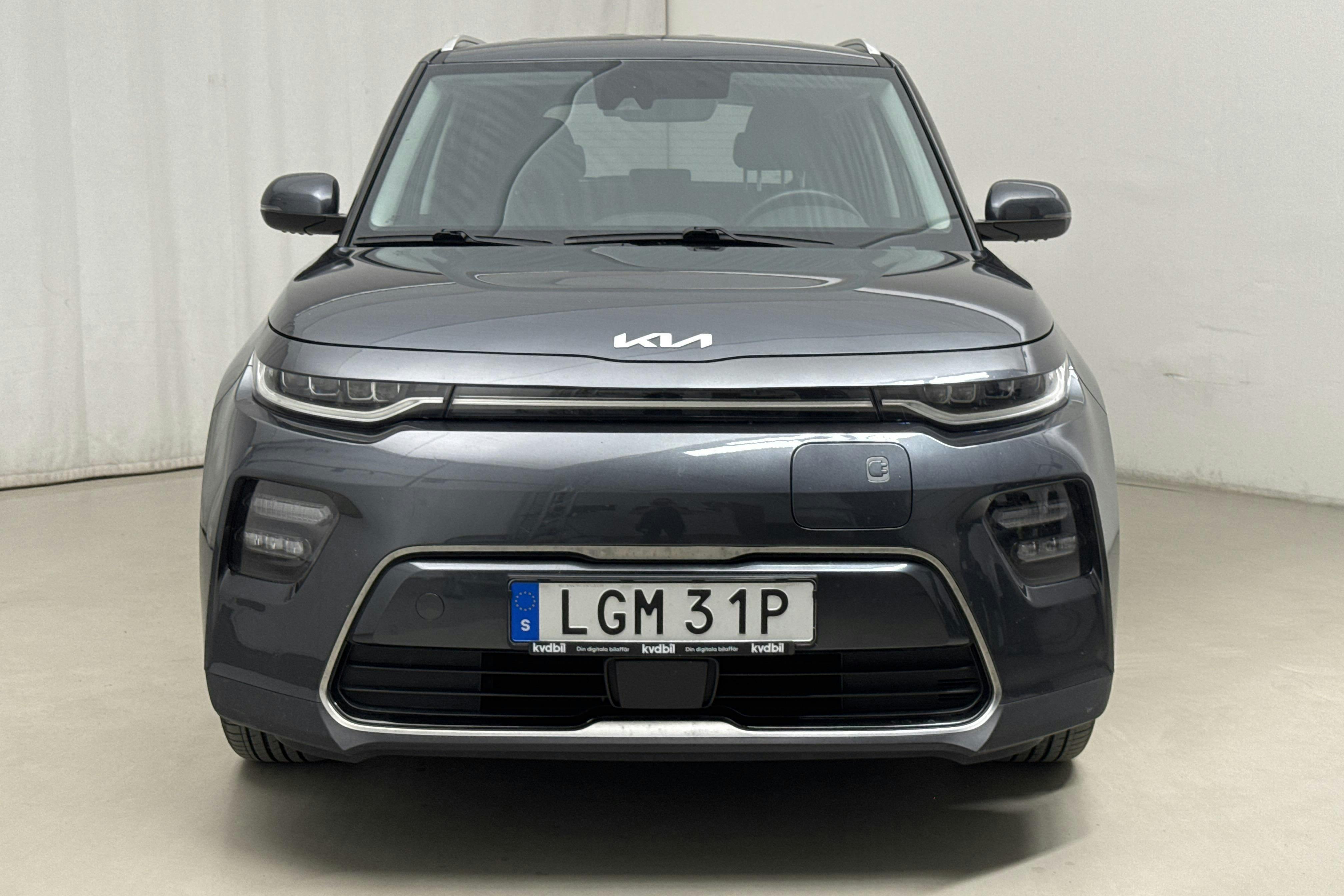 KIA e-Soul Long Range 64 kWh (204hk) - 28 540 km - Automaatne - hall - 2022